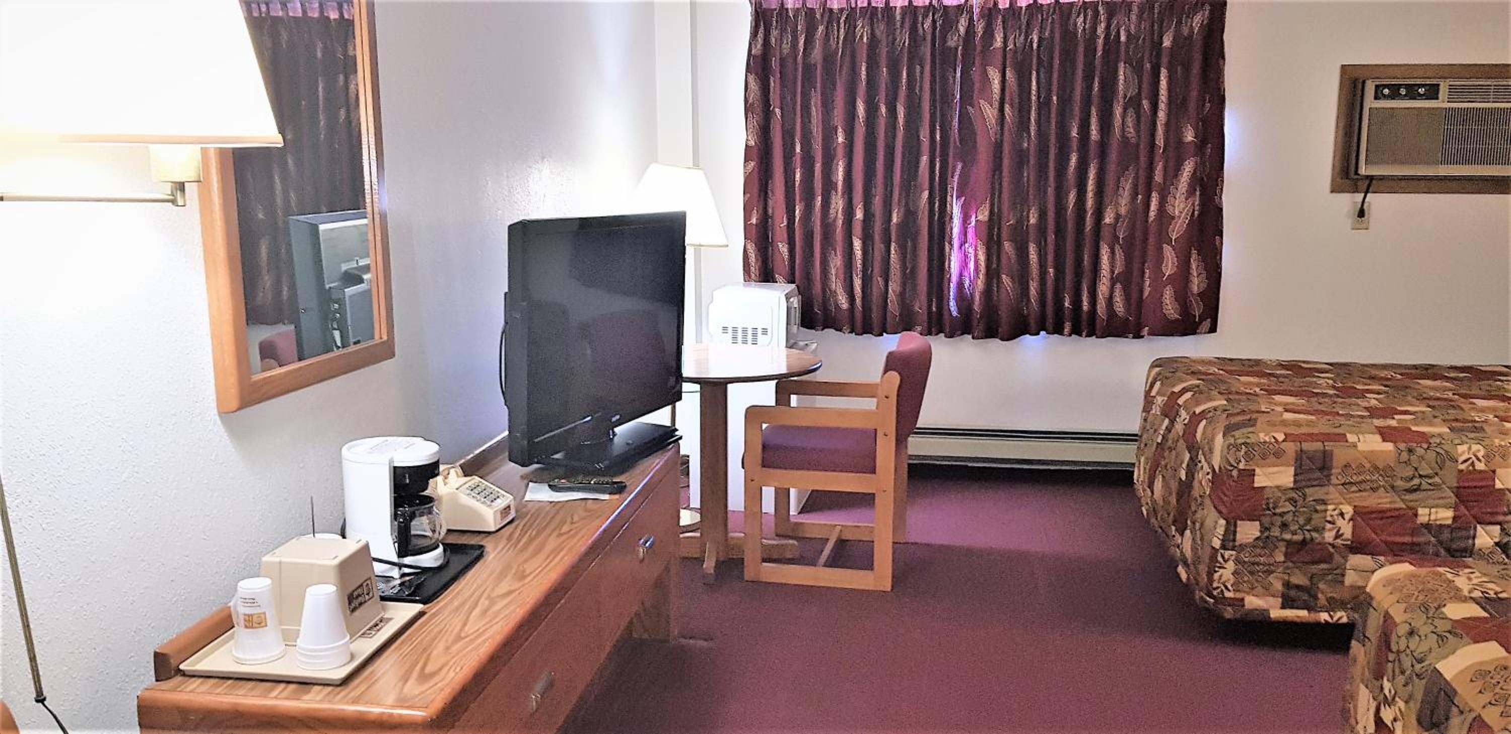 AmeriVu Inn & Suites-Avon