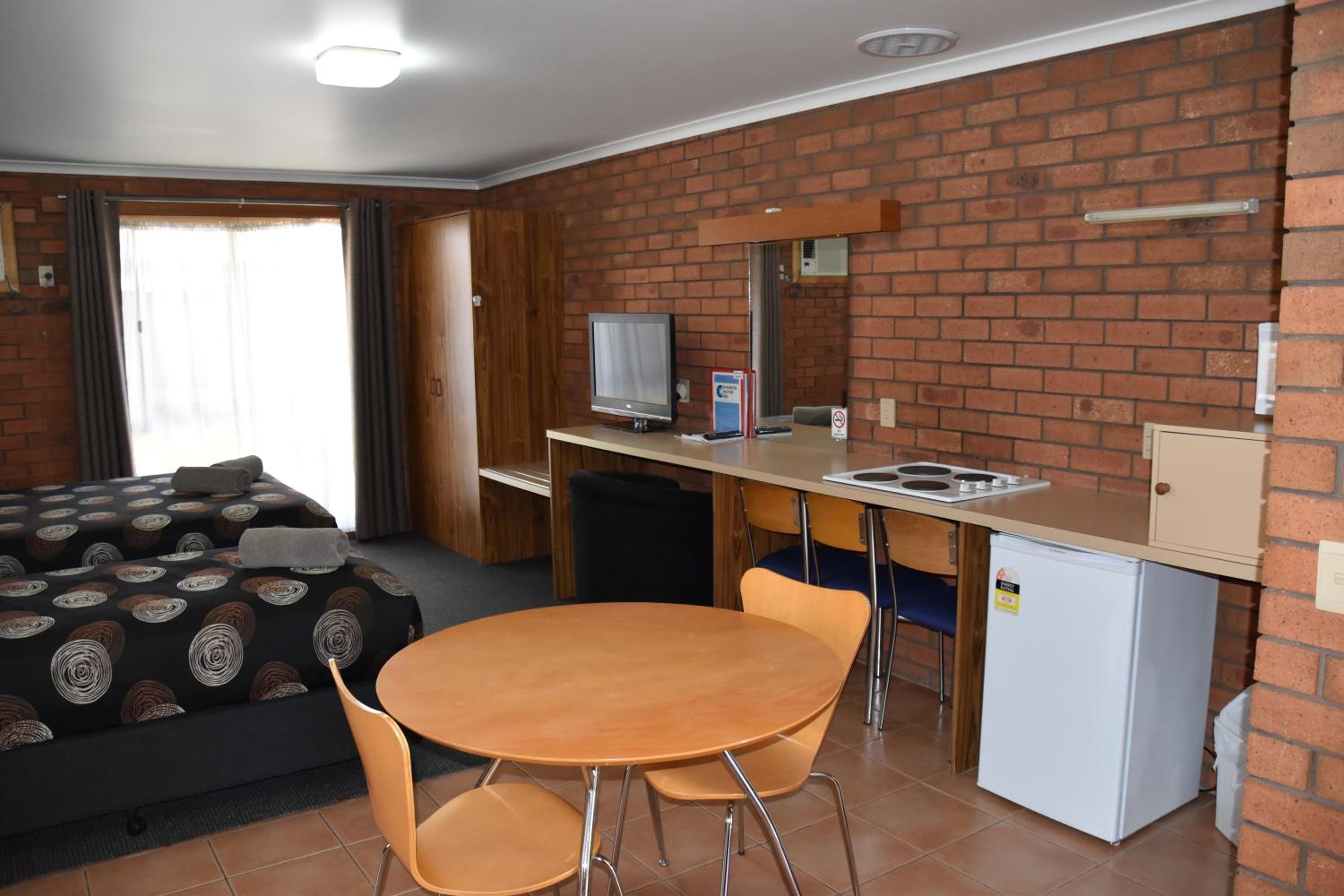 Shannon Motor Inn