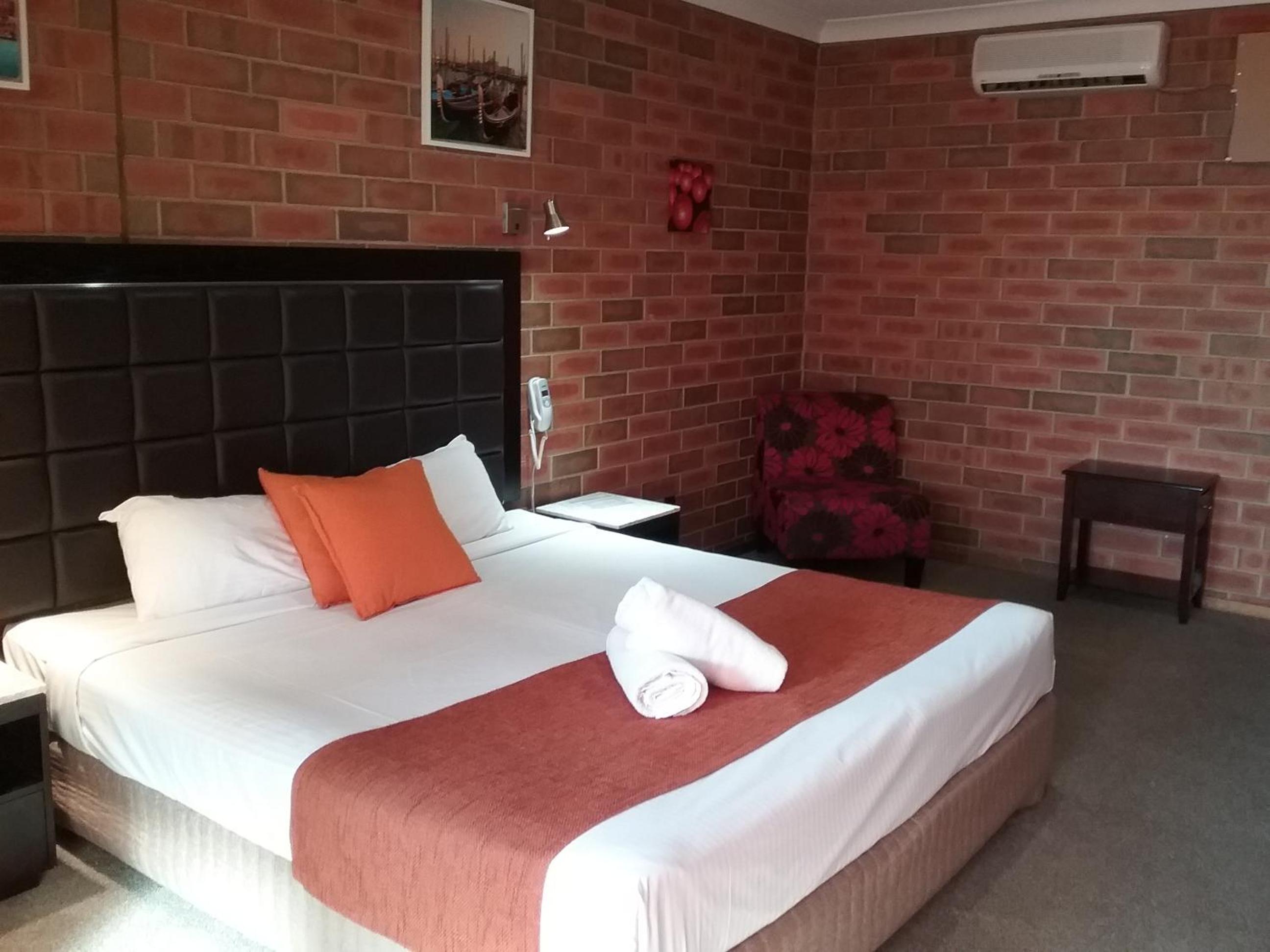 Pooraka Motor Inn