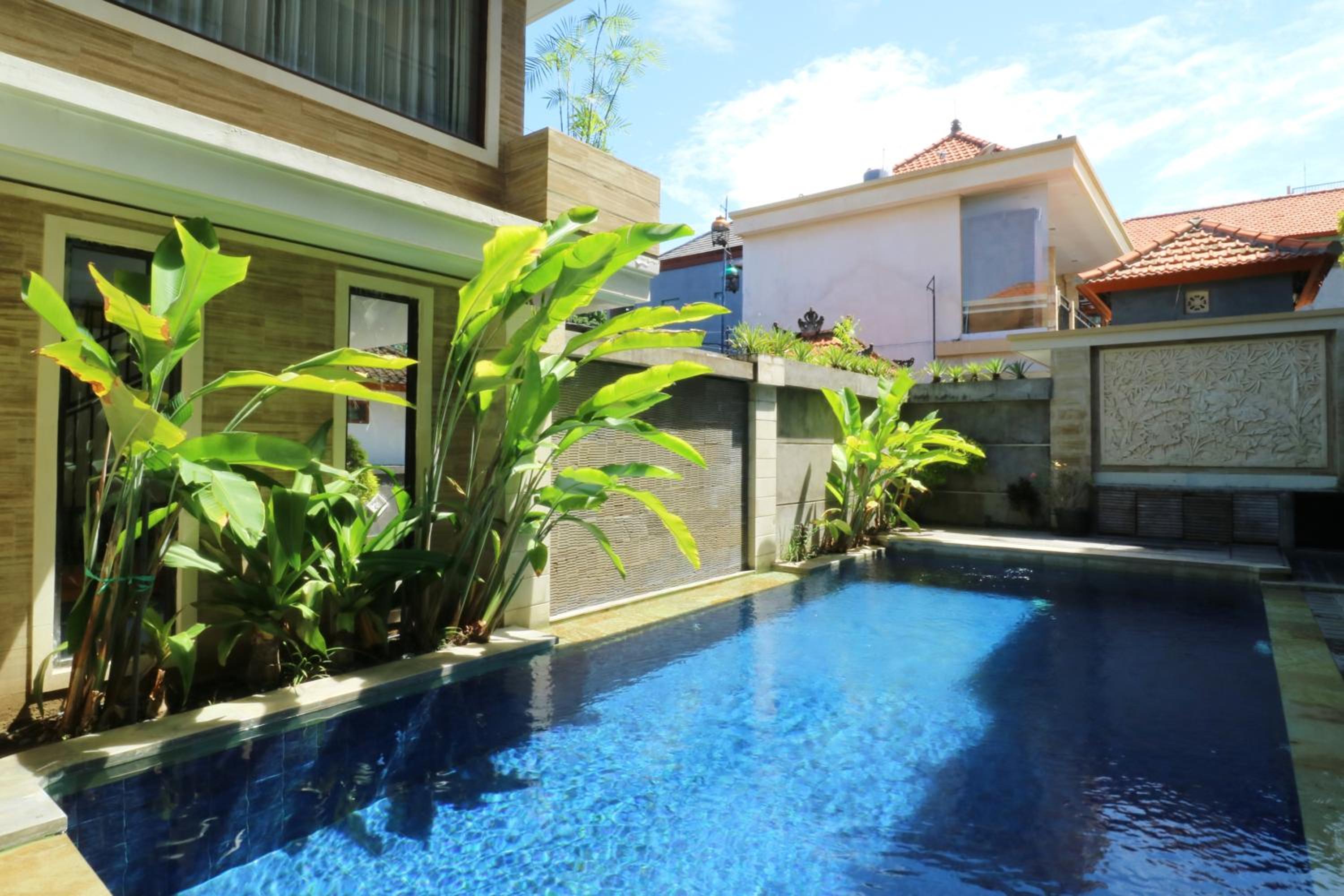 Kondra Premiere Guest House Kuta