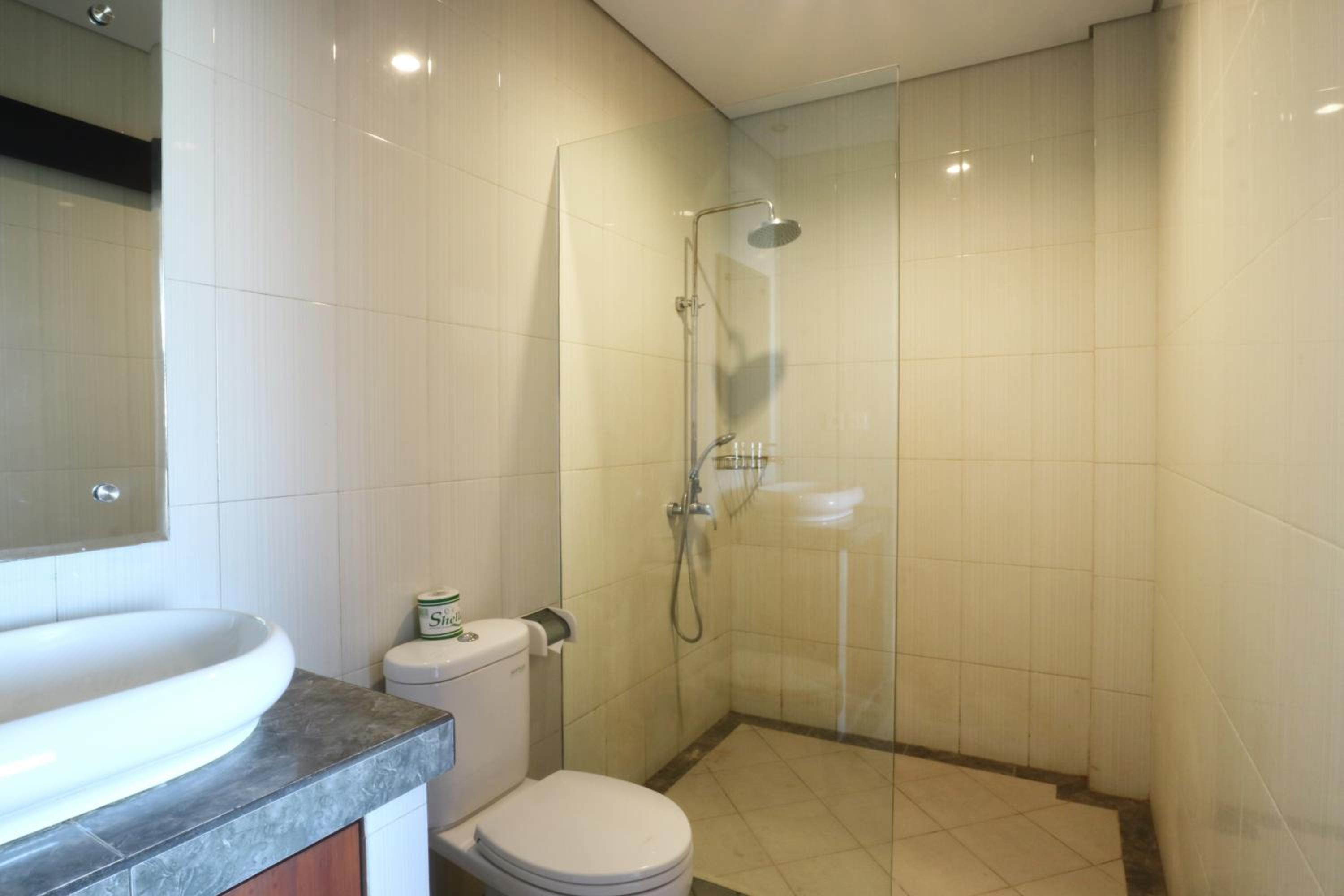 Kondra Premiere Guest House Kuta