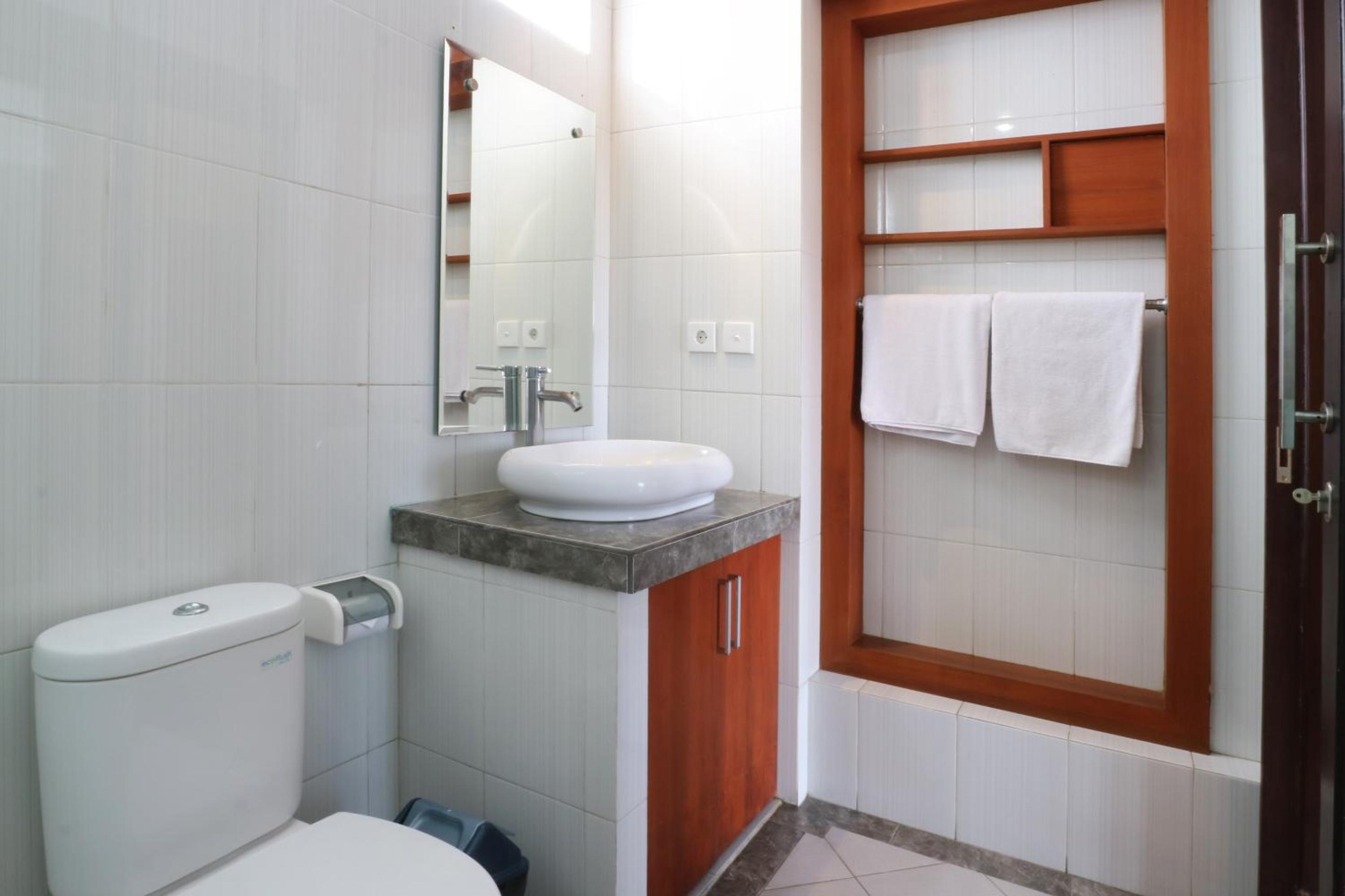 Kondra Premiere Guest House Kuta