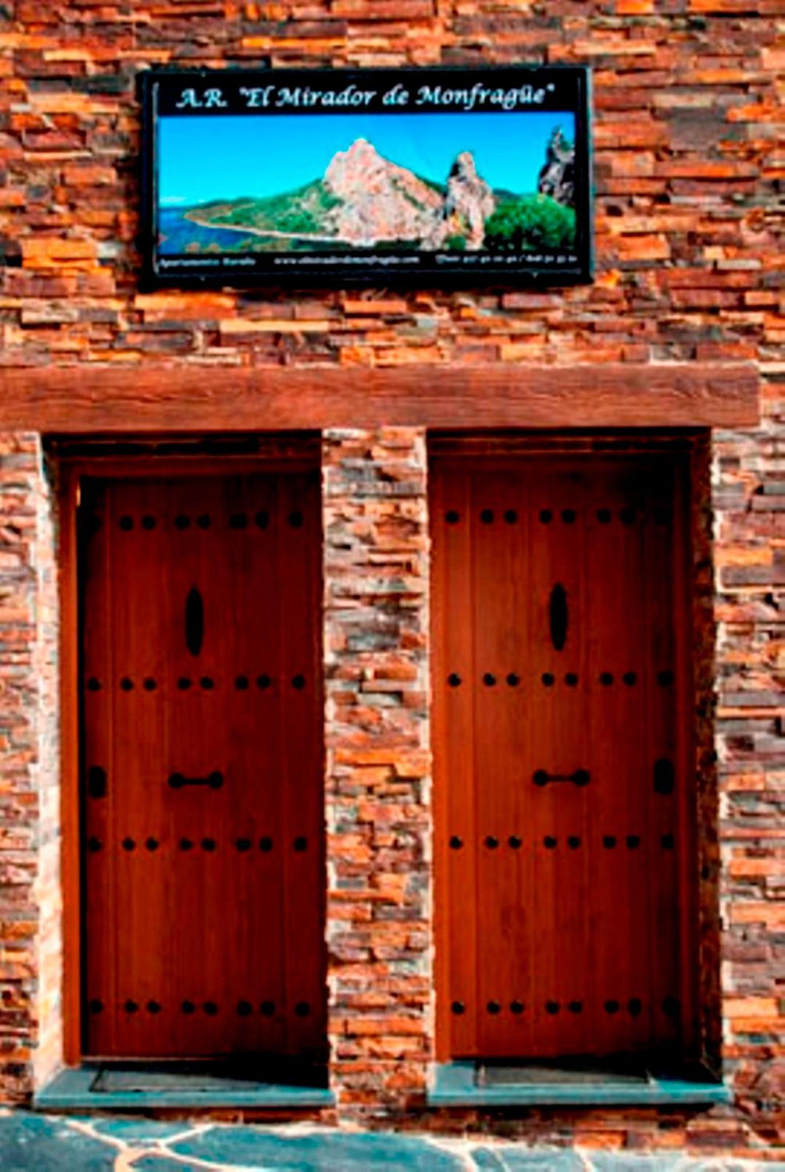 Casa Rural Al-Mofrag y Apartamentos El Mirador de Monfragüe