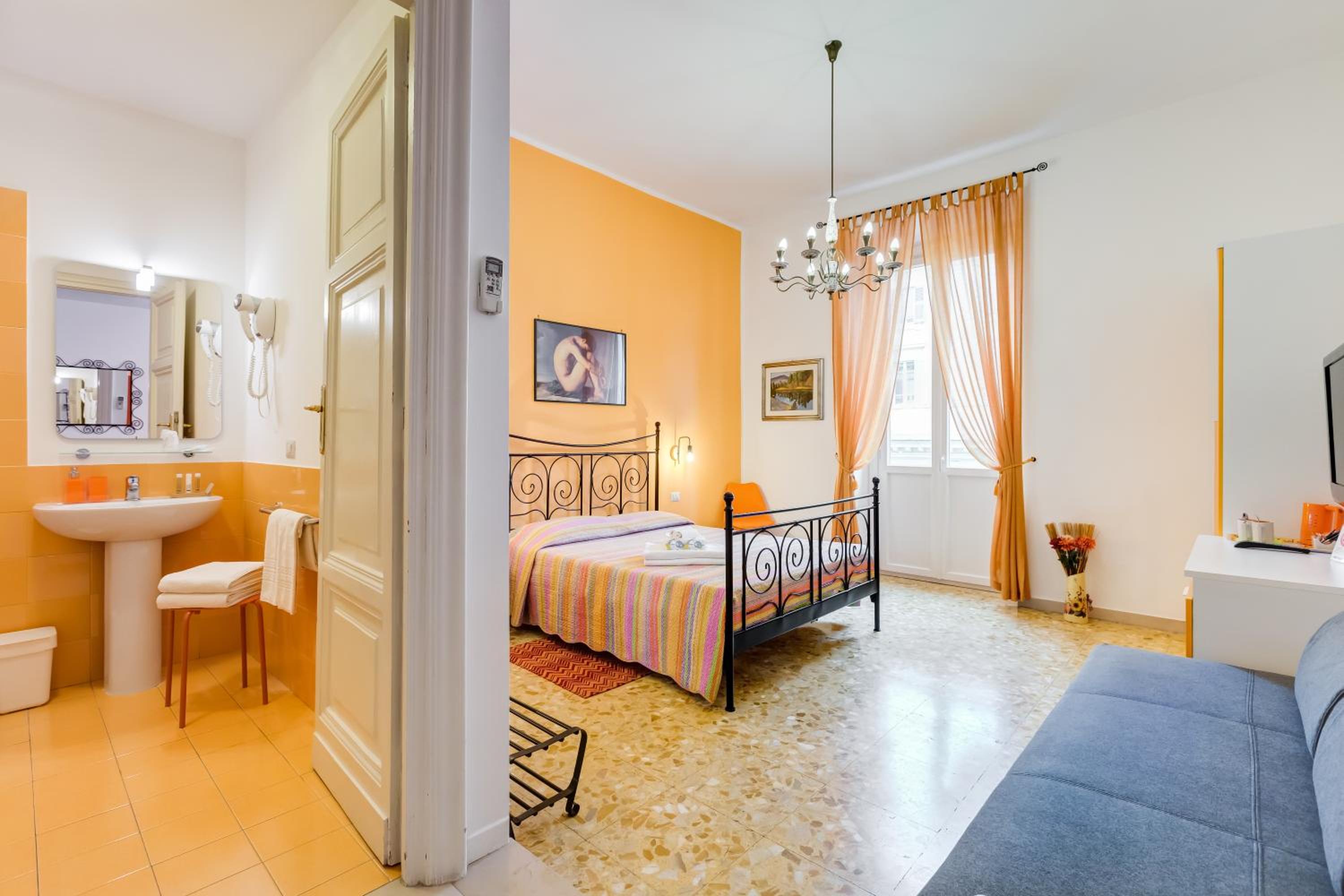 2 Passi Al Colosseo B&B