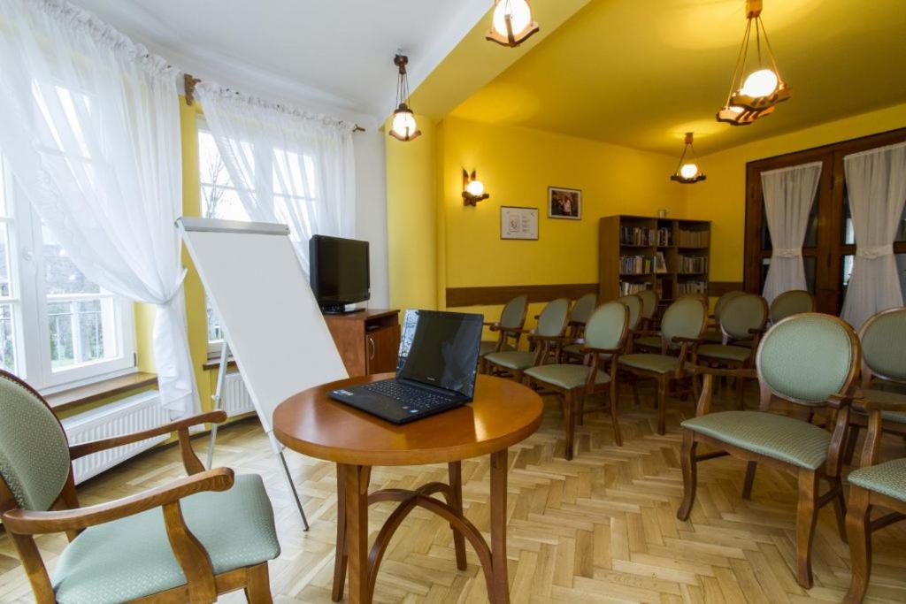 Astoria - Willa Literatów
