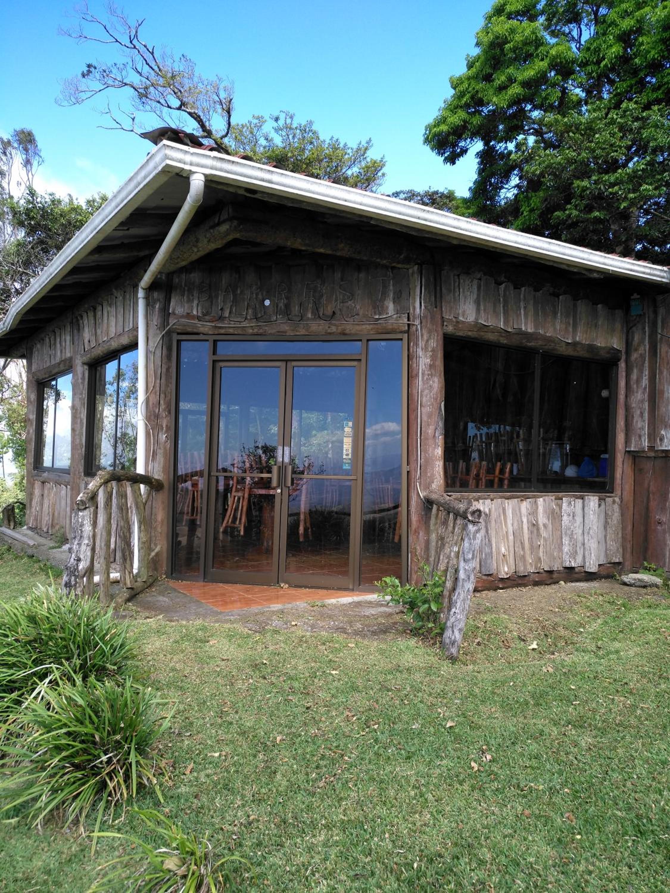 Cabañas Don Camilo Albergue de Montaña