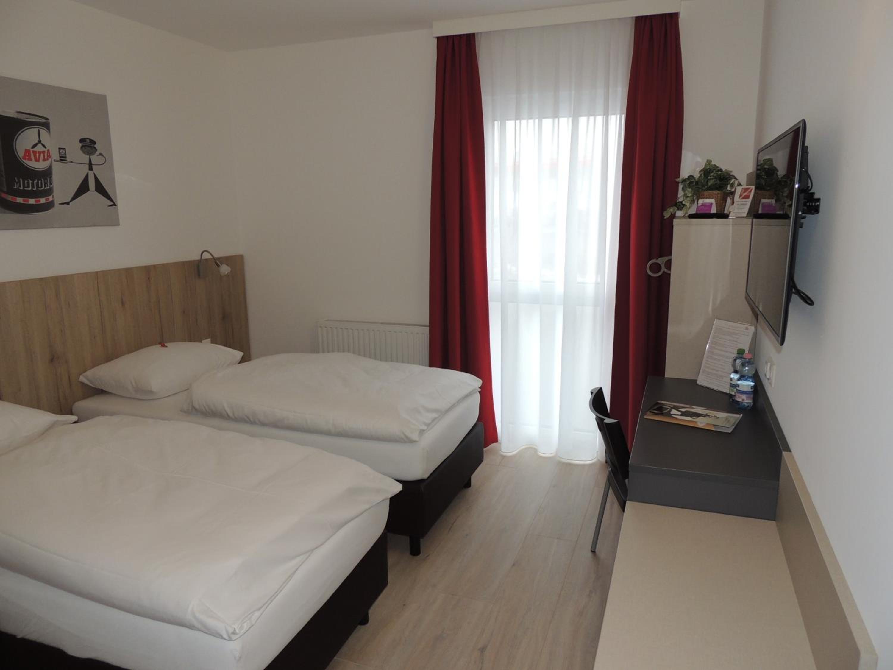 AVIA Motel Bisamberg