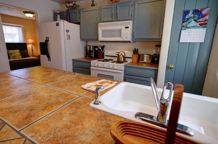 Casas de Guadalupe - Sante Fe Vacation Rentals