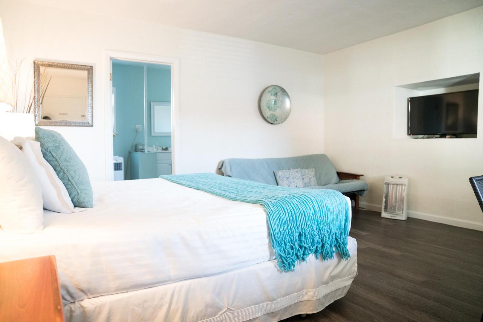 San Clemente Vacations - The Patriots Boutique Motel - Property Image 36