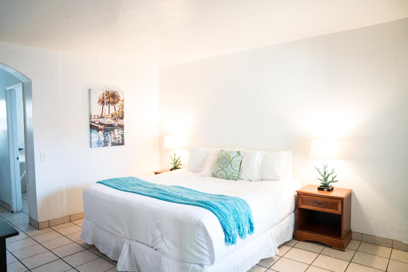San Clemente Vacations - The Patriots Boutique Motel - Property Image 30