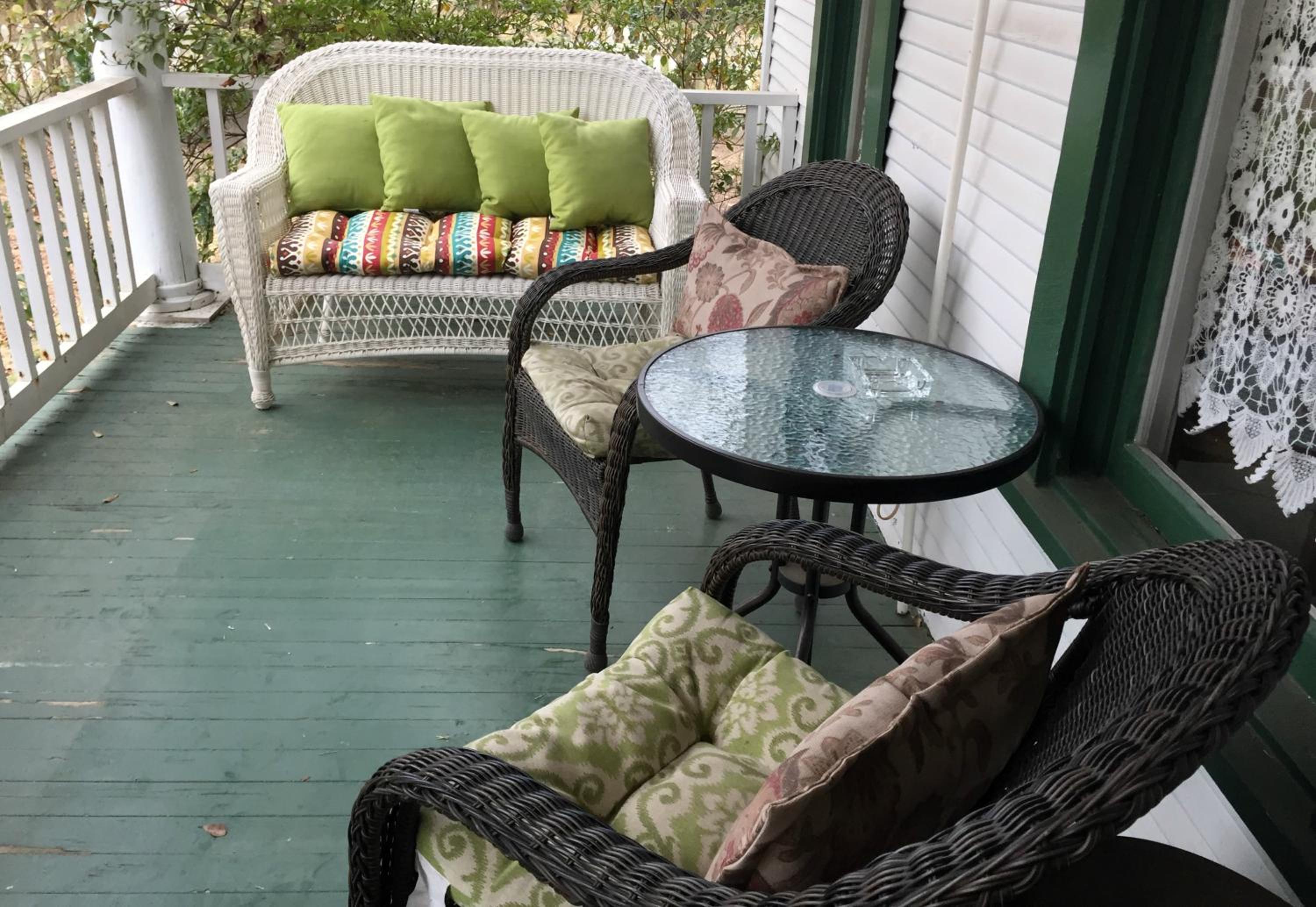 White Oak Manor Bed and Breakfast
