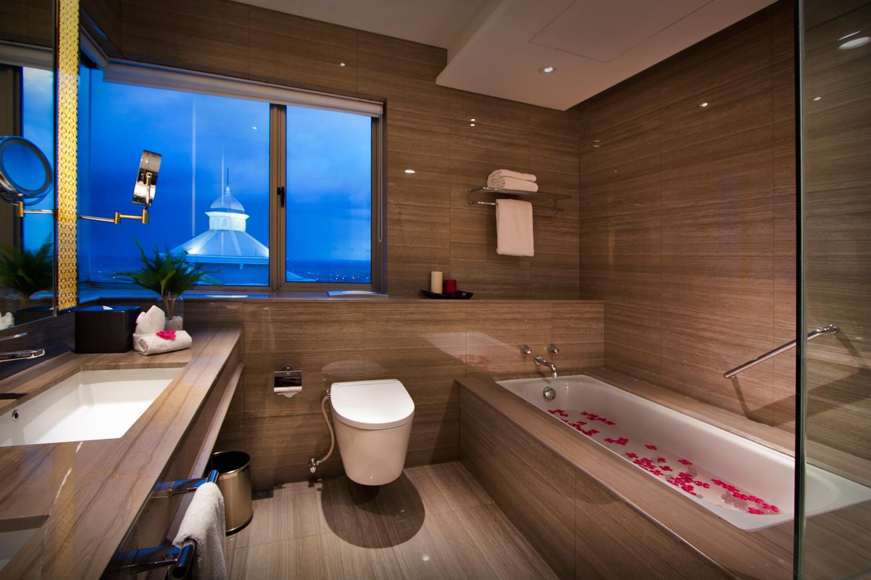 Ascott Waterplace Surabaya