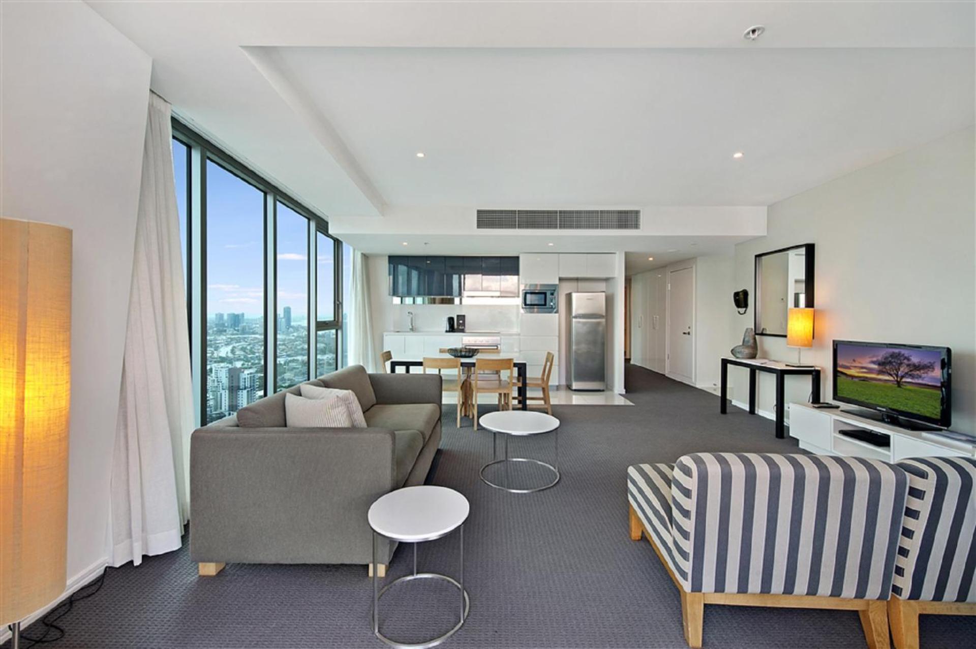 Number 1 H Residences - WiFi, Parking & More by Gold Coast Holidays