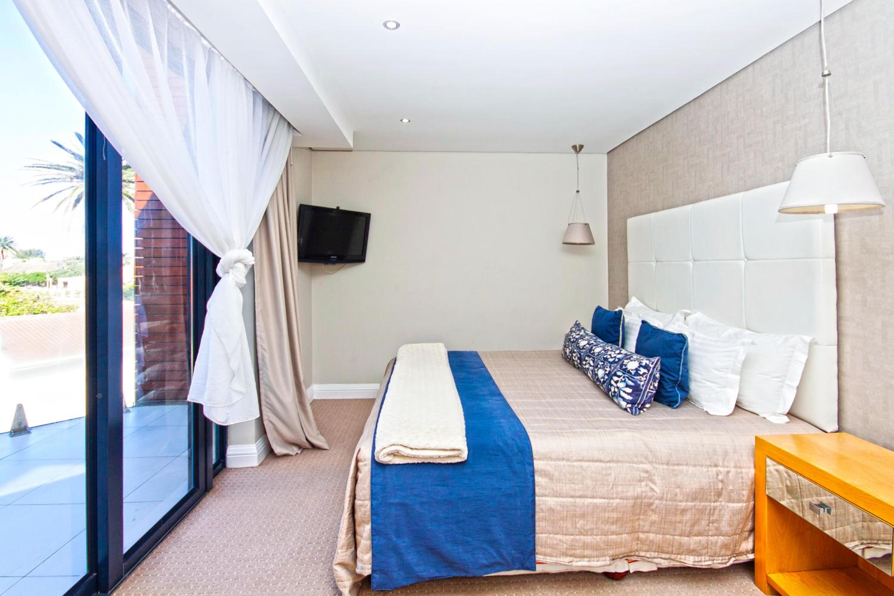 Port Elizabeth Vacations - Isango Gate - Property Image 1