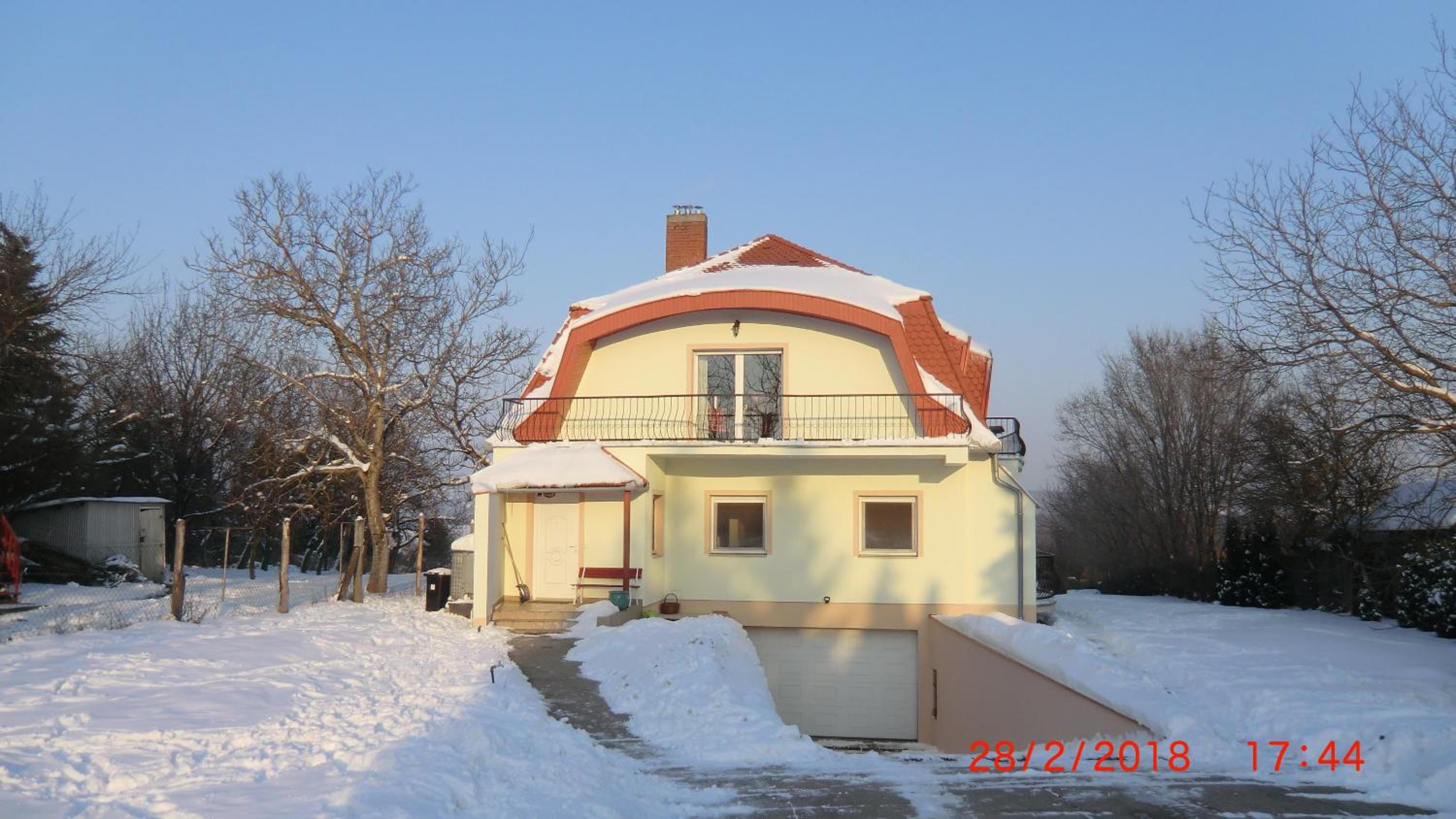 Photo 32