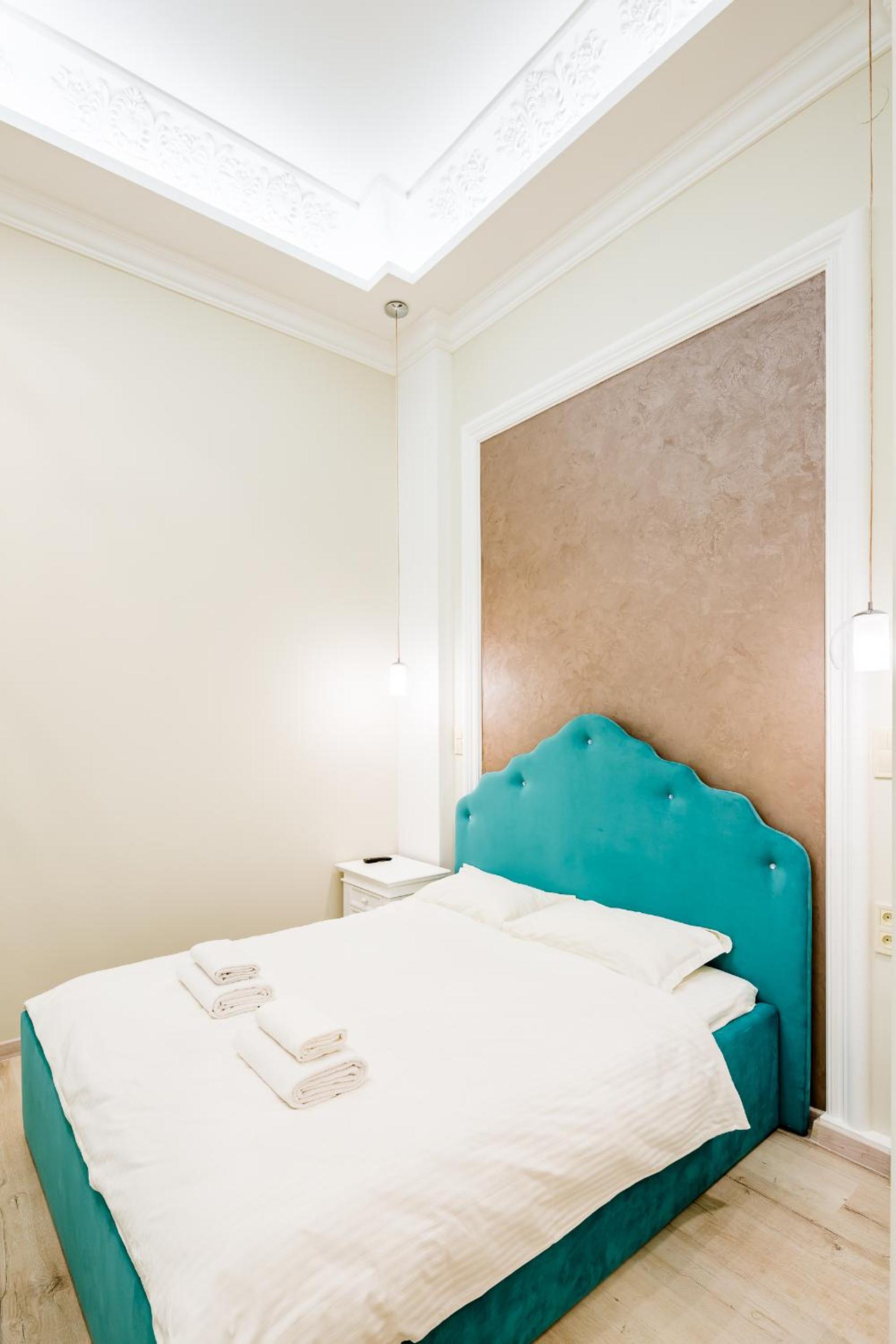 LEOGRAND DELUXE Apartments on Doroshenka 17