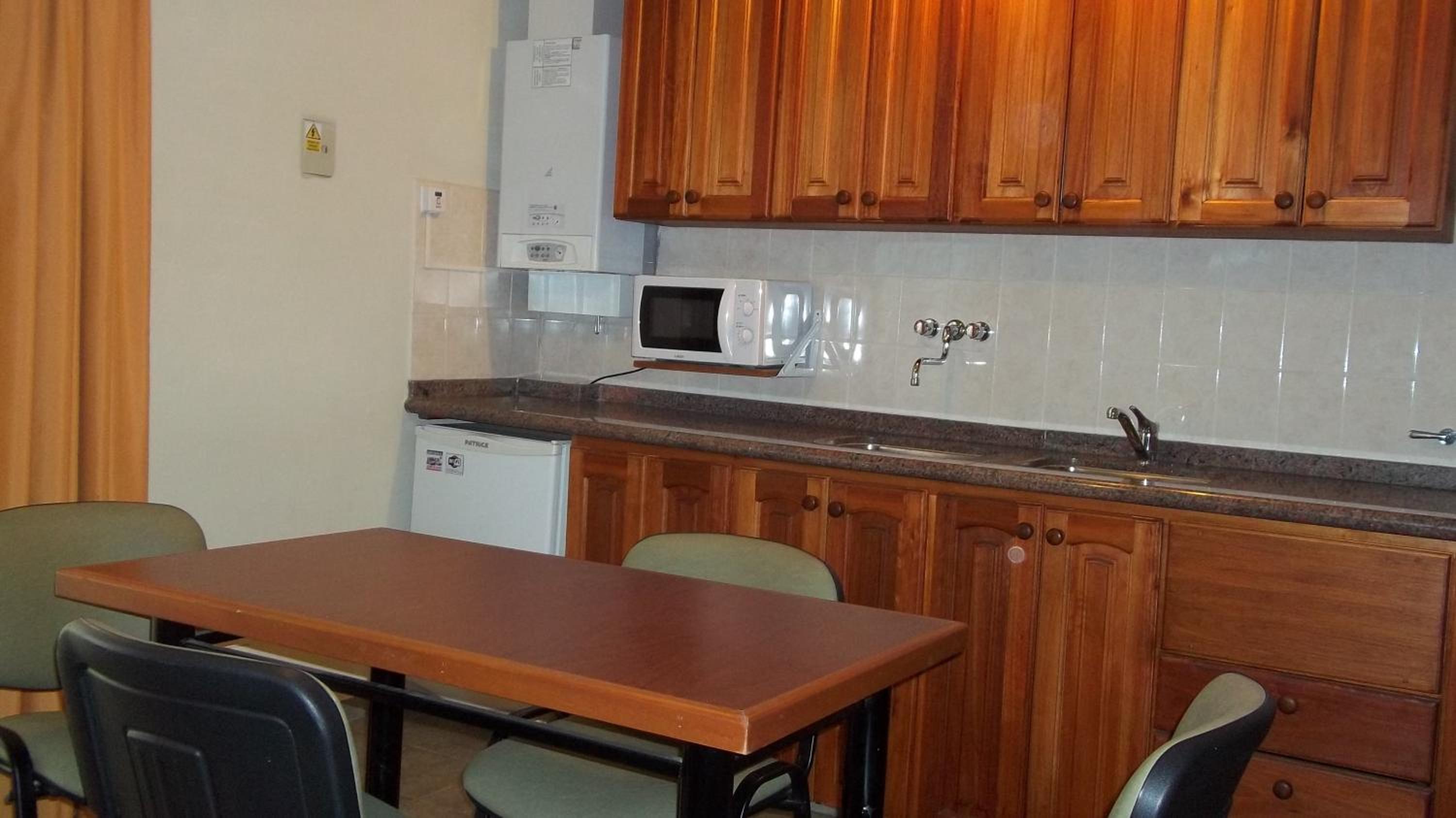 Nuna Ayni Apartments