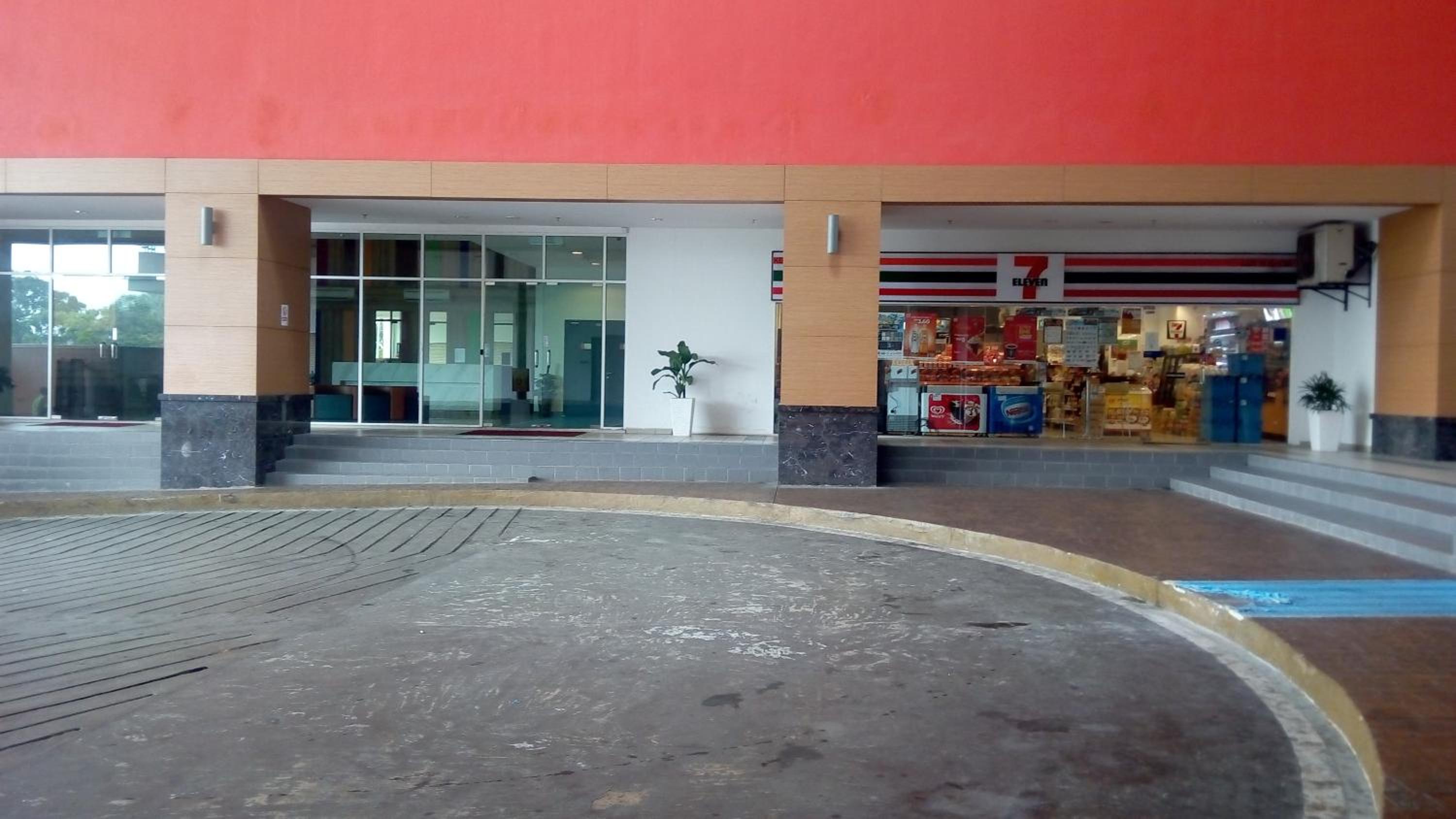 FA Suite12 at DE CENTRUM PUTRAJAYA-BANGI view 4