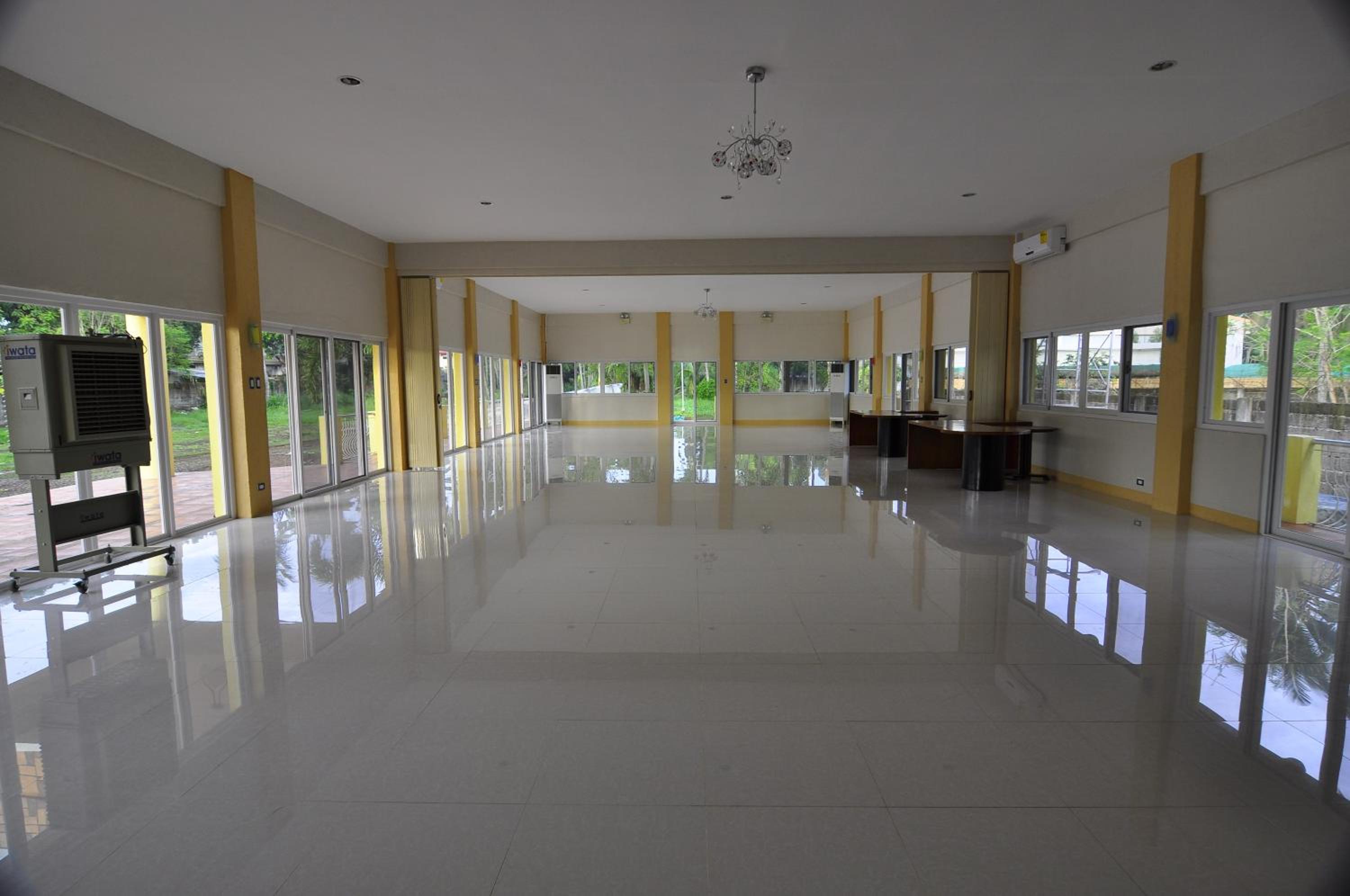 meeting & event spaces