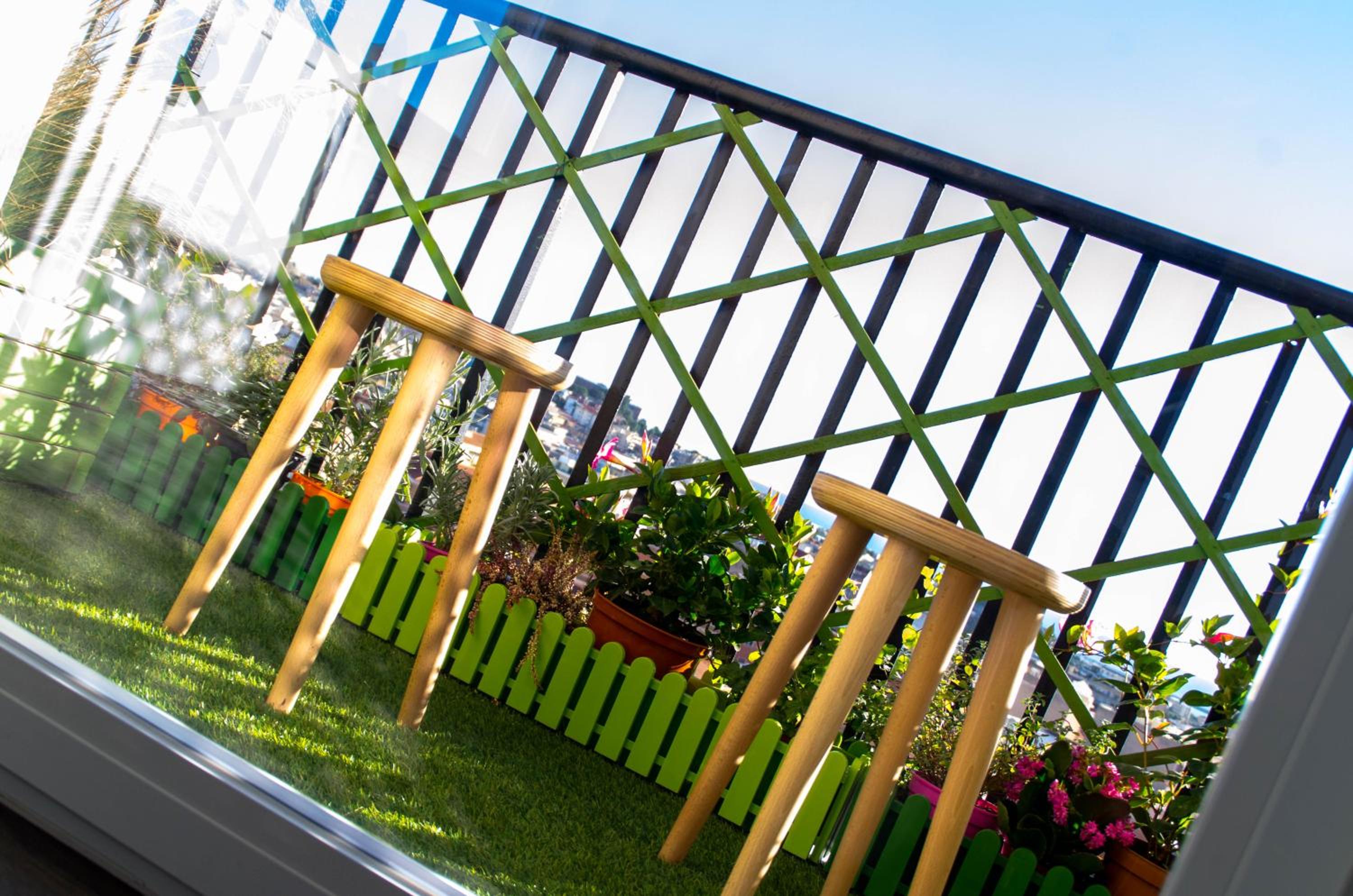 Eleventh Floor Suites photo 3