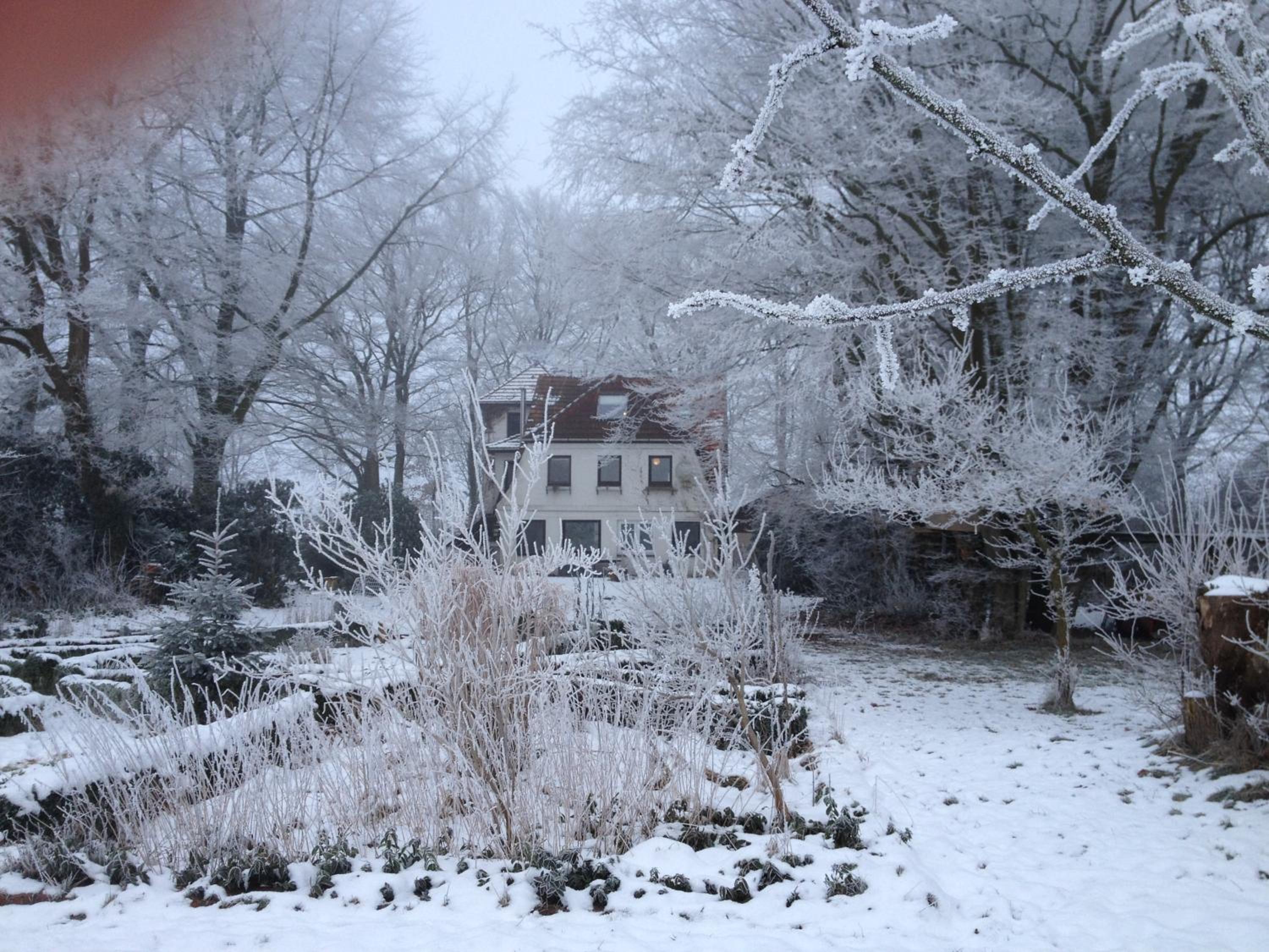 Villa anno 1924 im Dorf