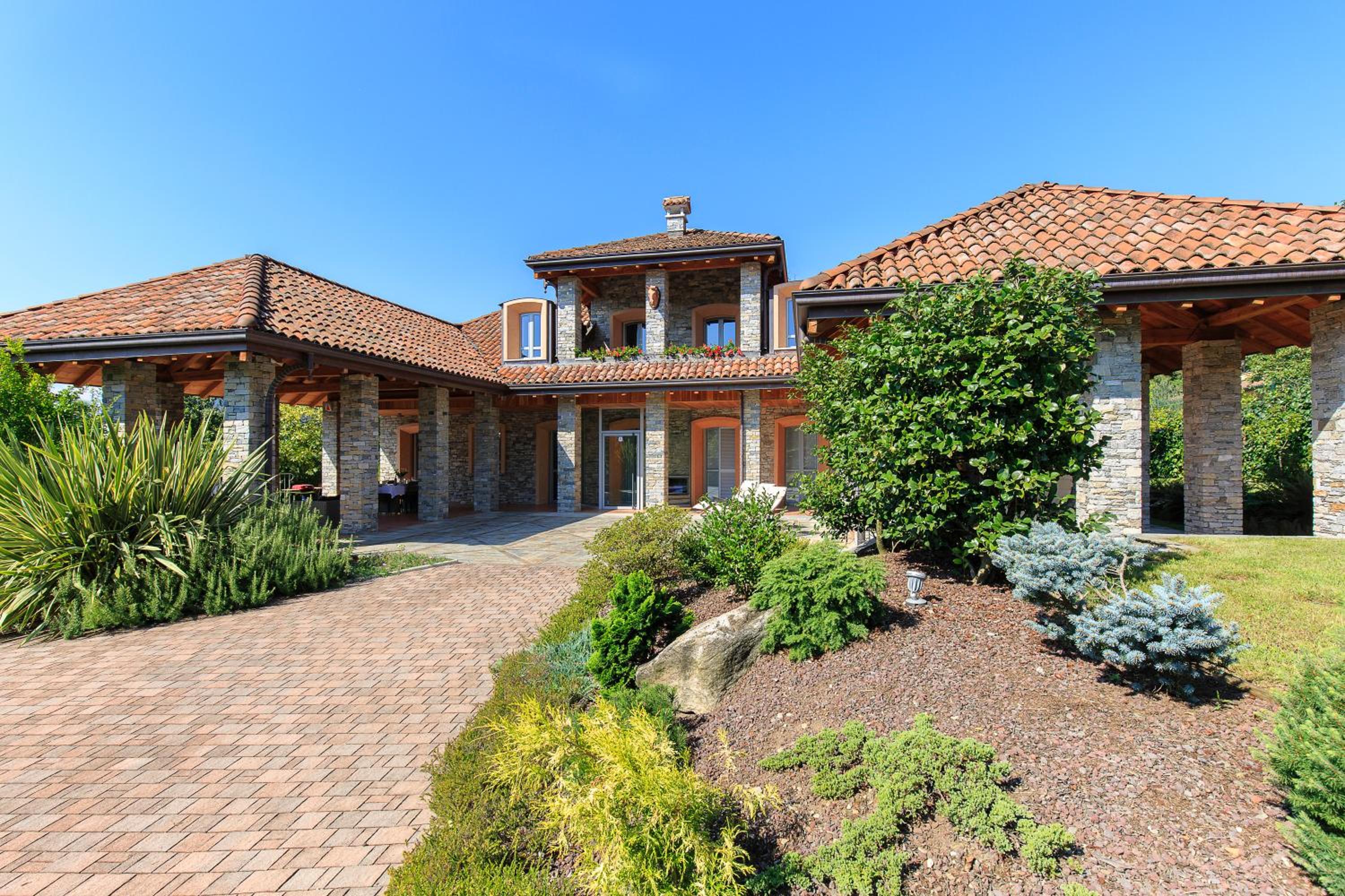 Hotel Villa Il Grotto - Image 1