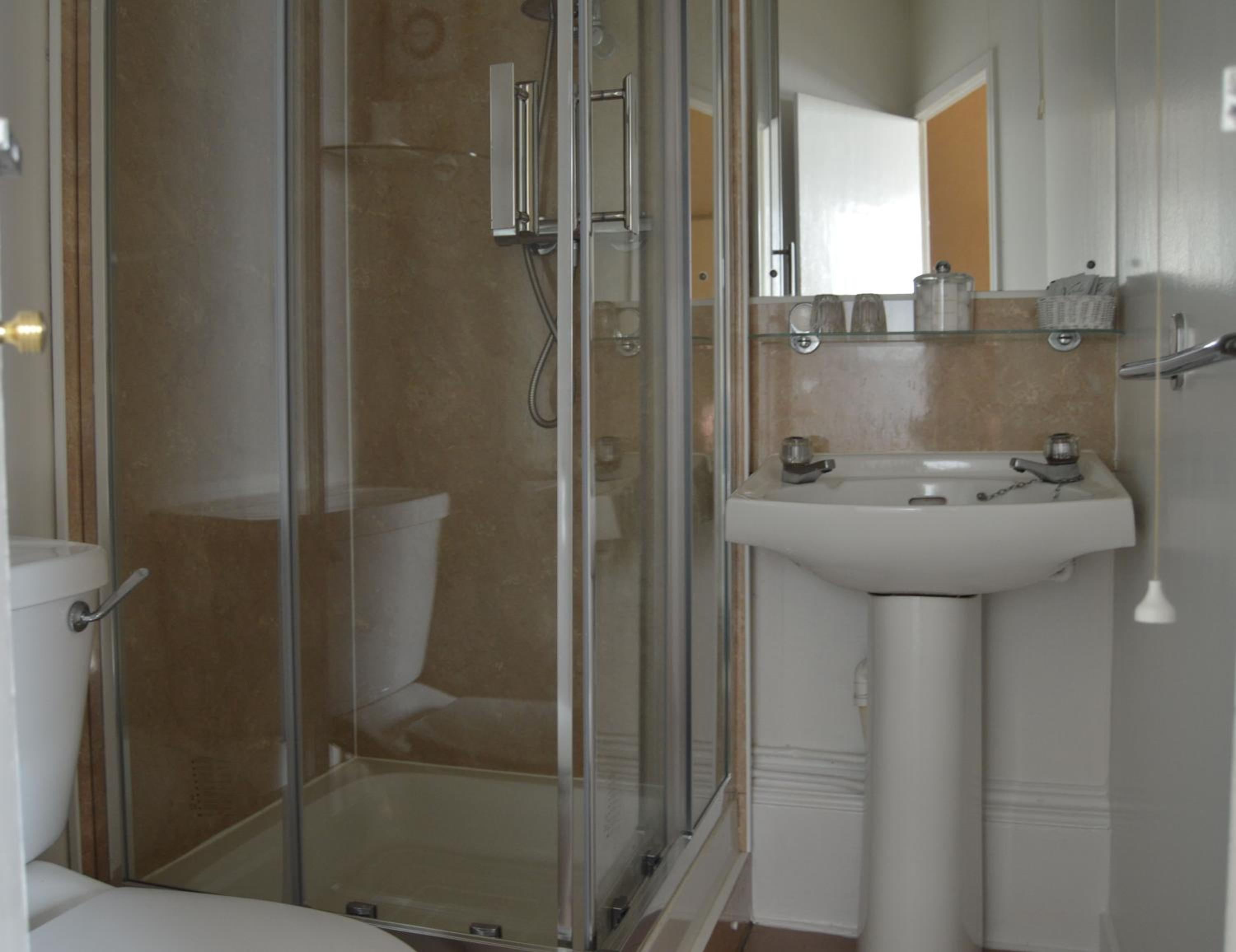A-Haven Townhouse Hotel view 4