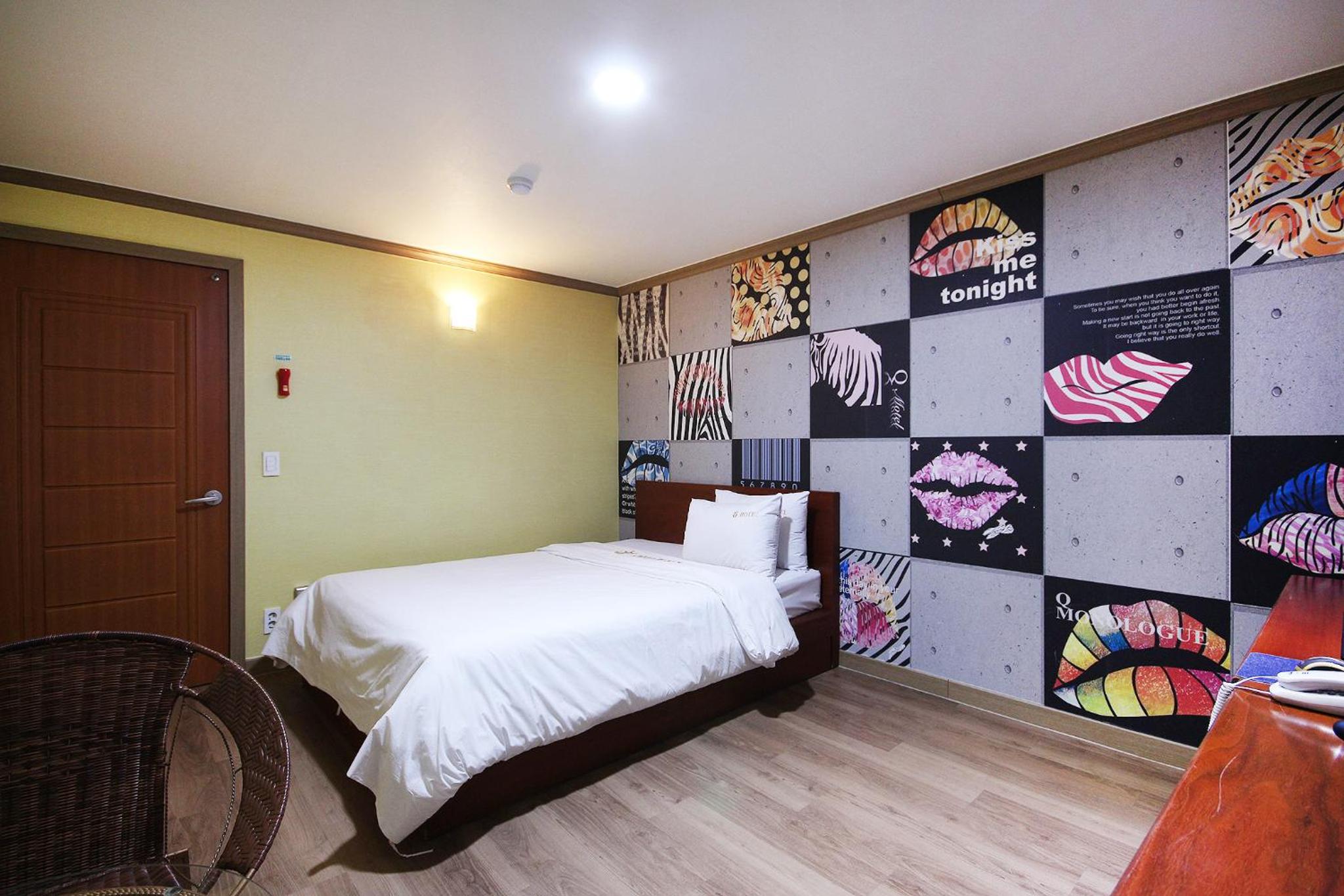 Happy Q Motel