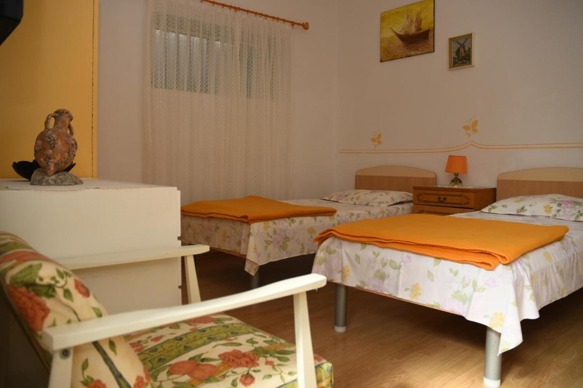 Photo 27