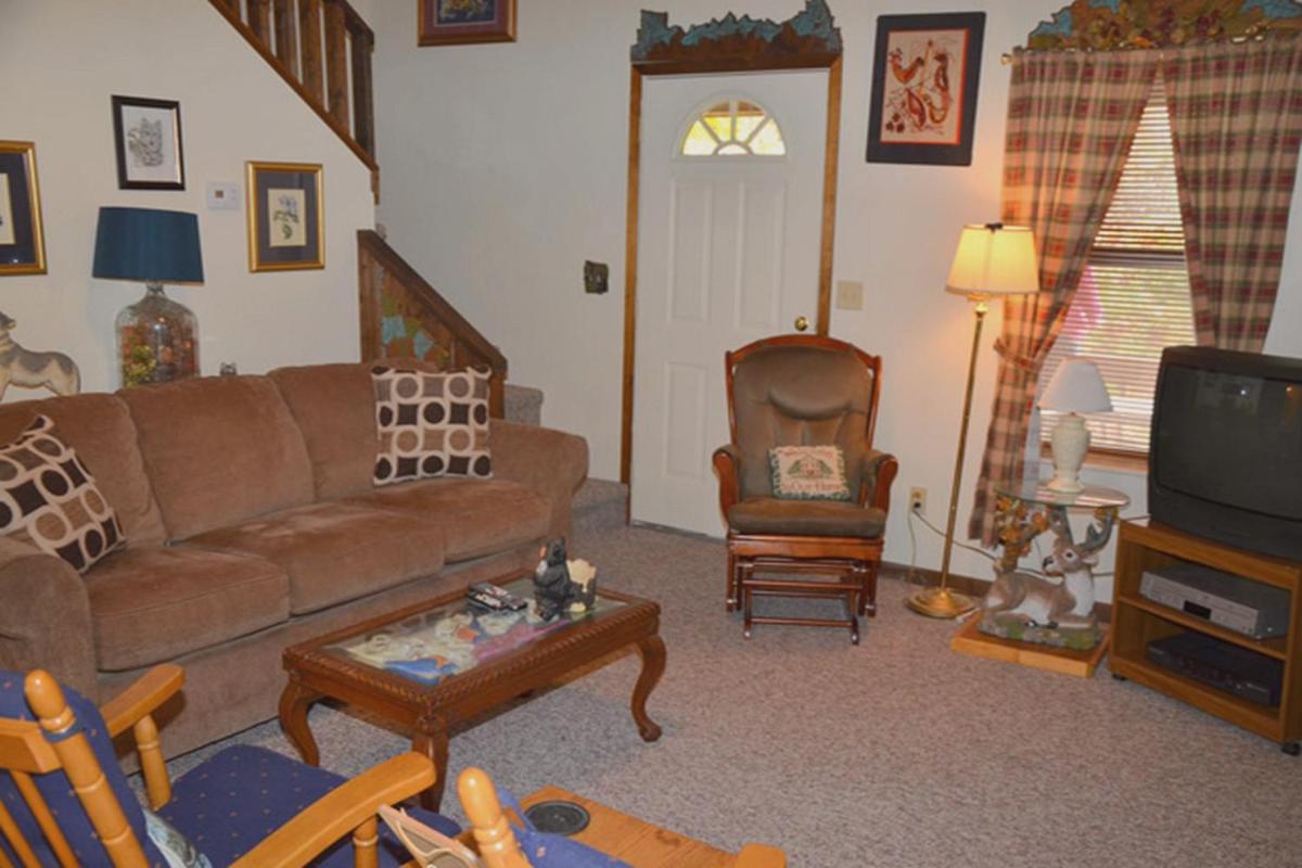 Alpine Dreamcatcher Economy 1 bedroom chalet view 4