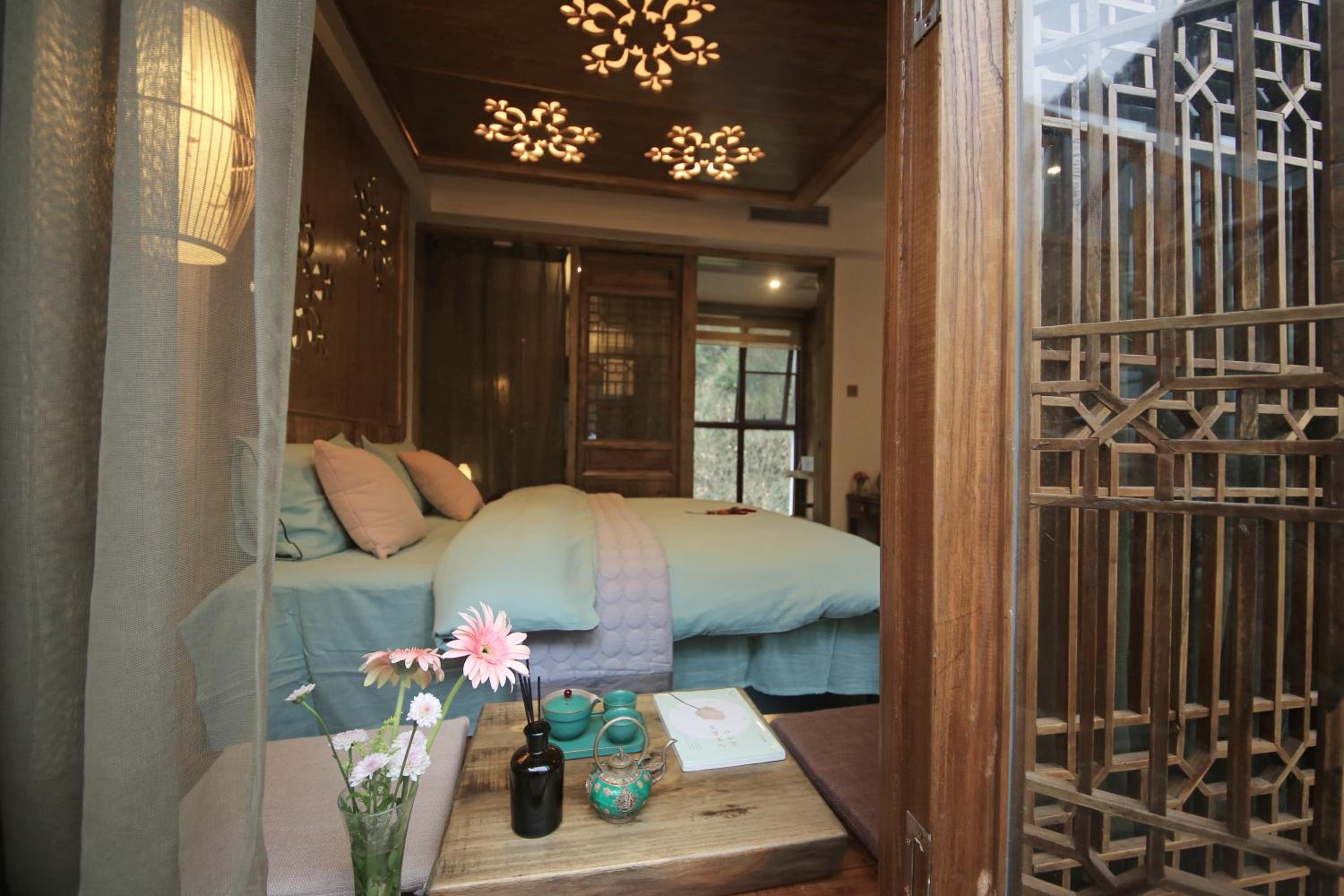 Zhangjiajie One city one inn