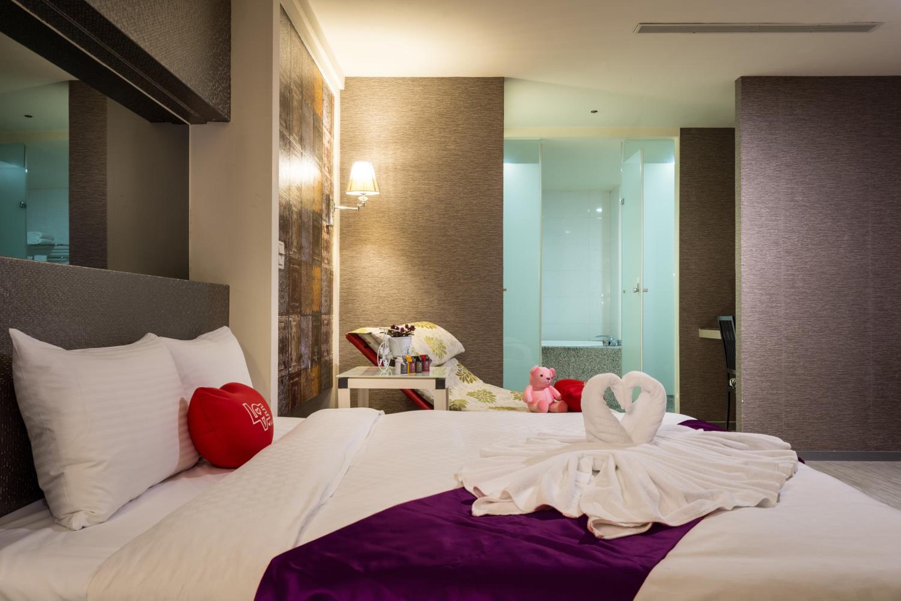 Urbanone Hotel