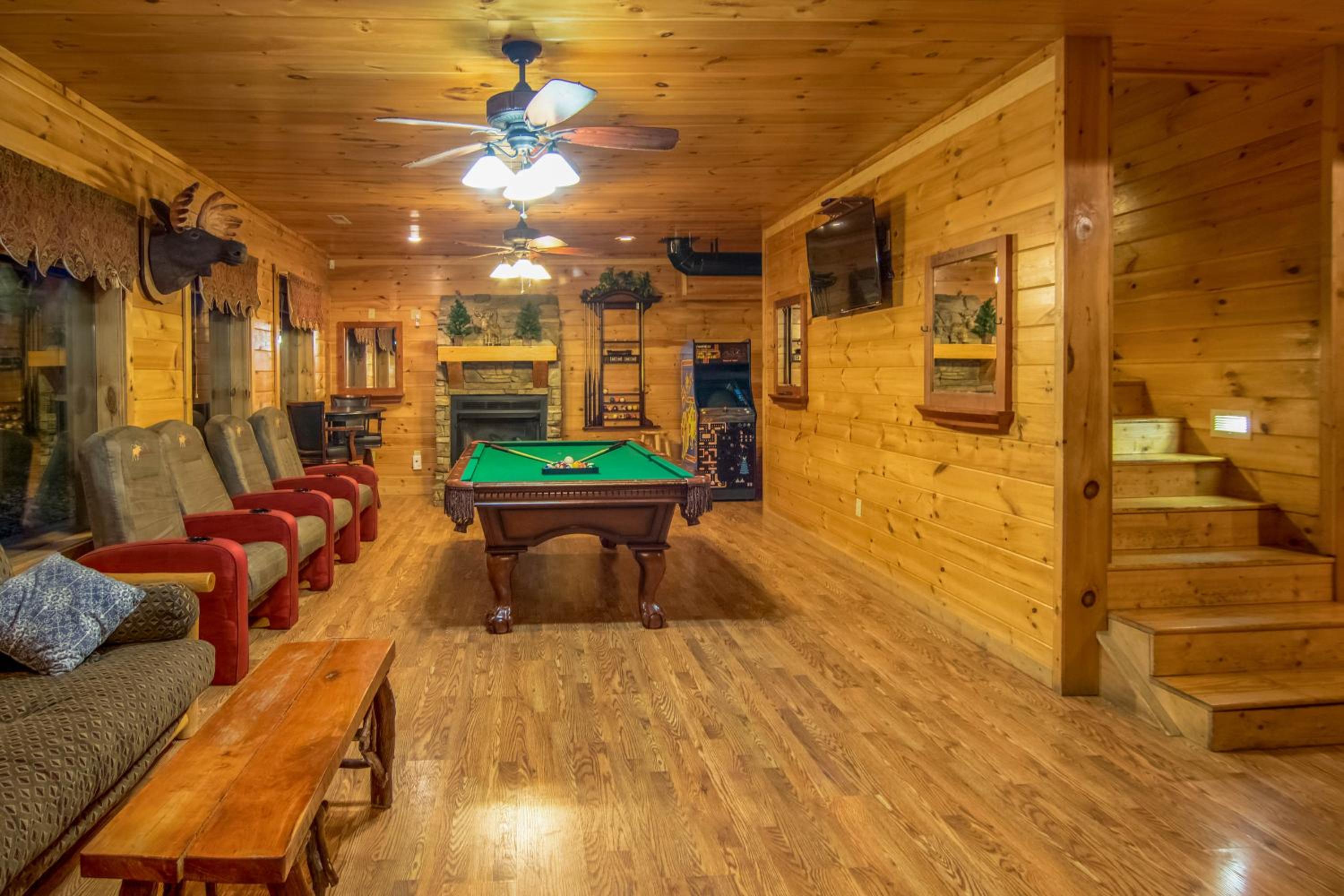 Moose Hollow Lodge
