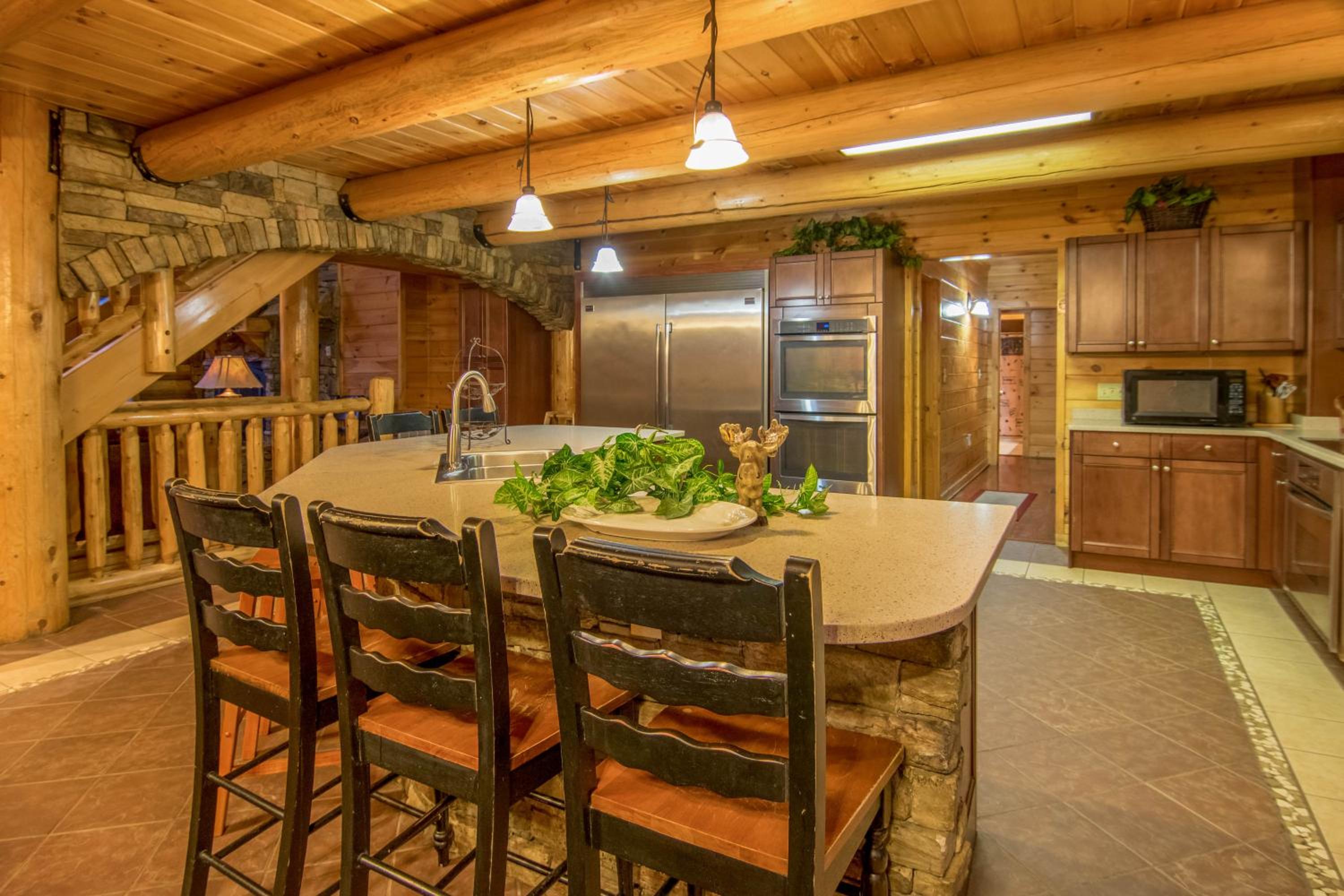 Moose Hollow Lodge