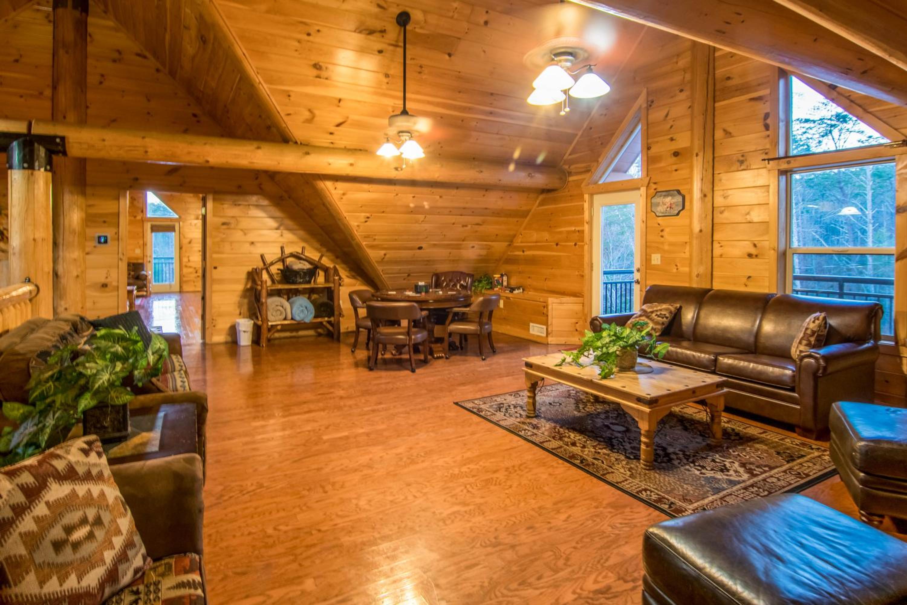 Moose Hollow Lodge