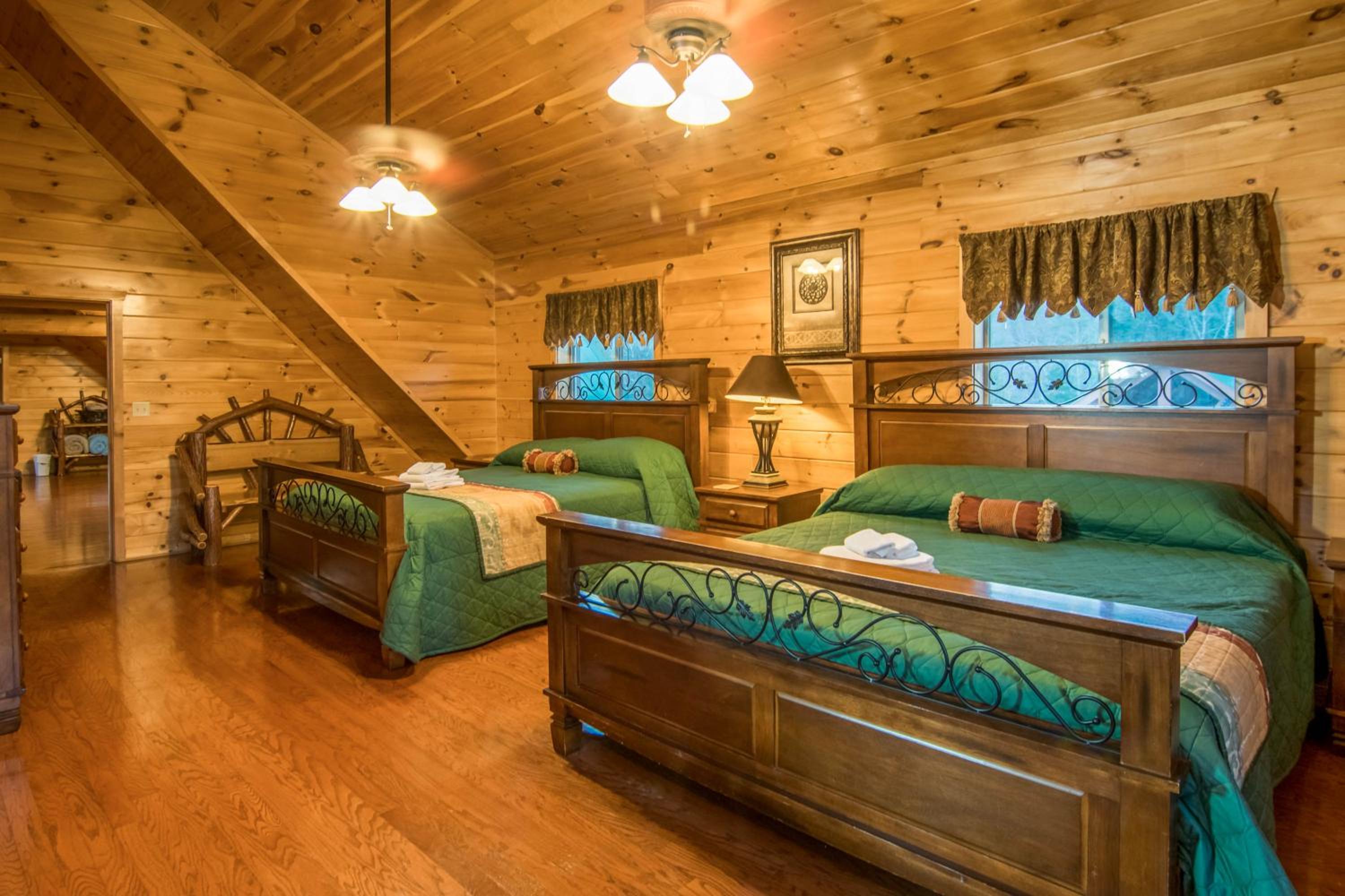Moose Hollow Lodge