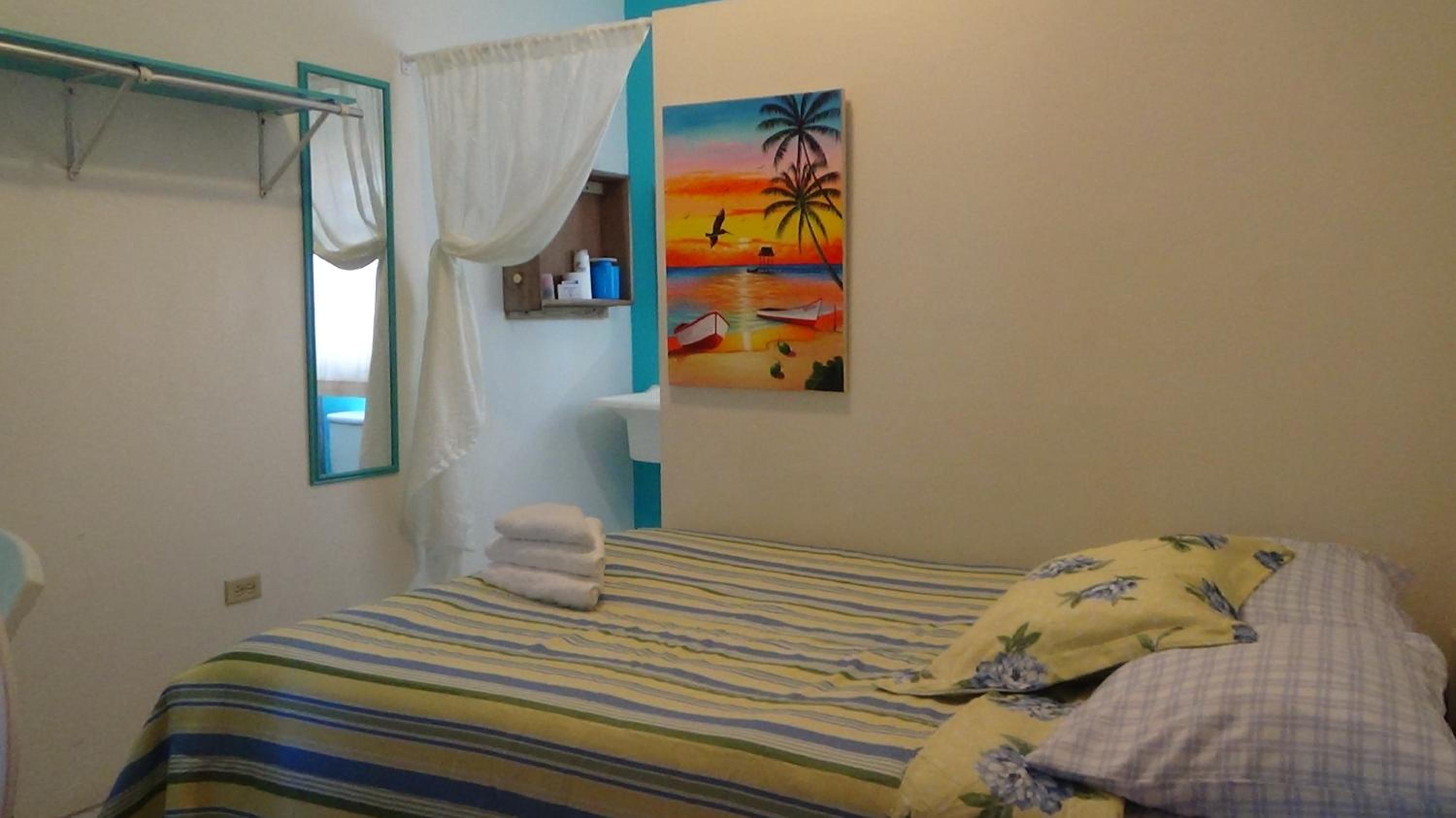 Hacienda Tropical Guest House