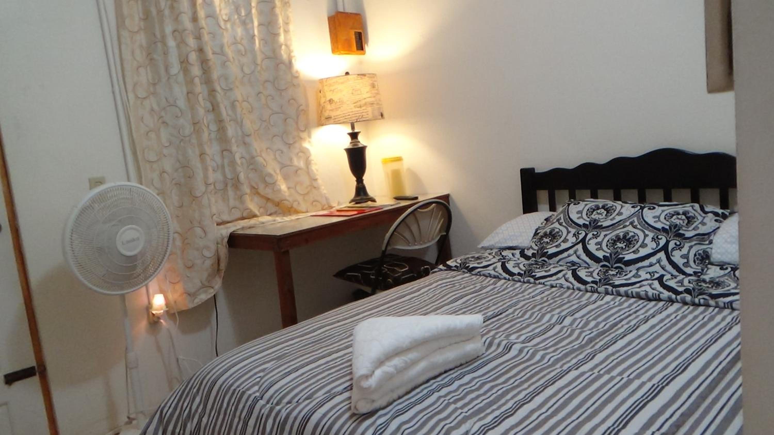 Hacienda Tropical Guest House