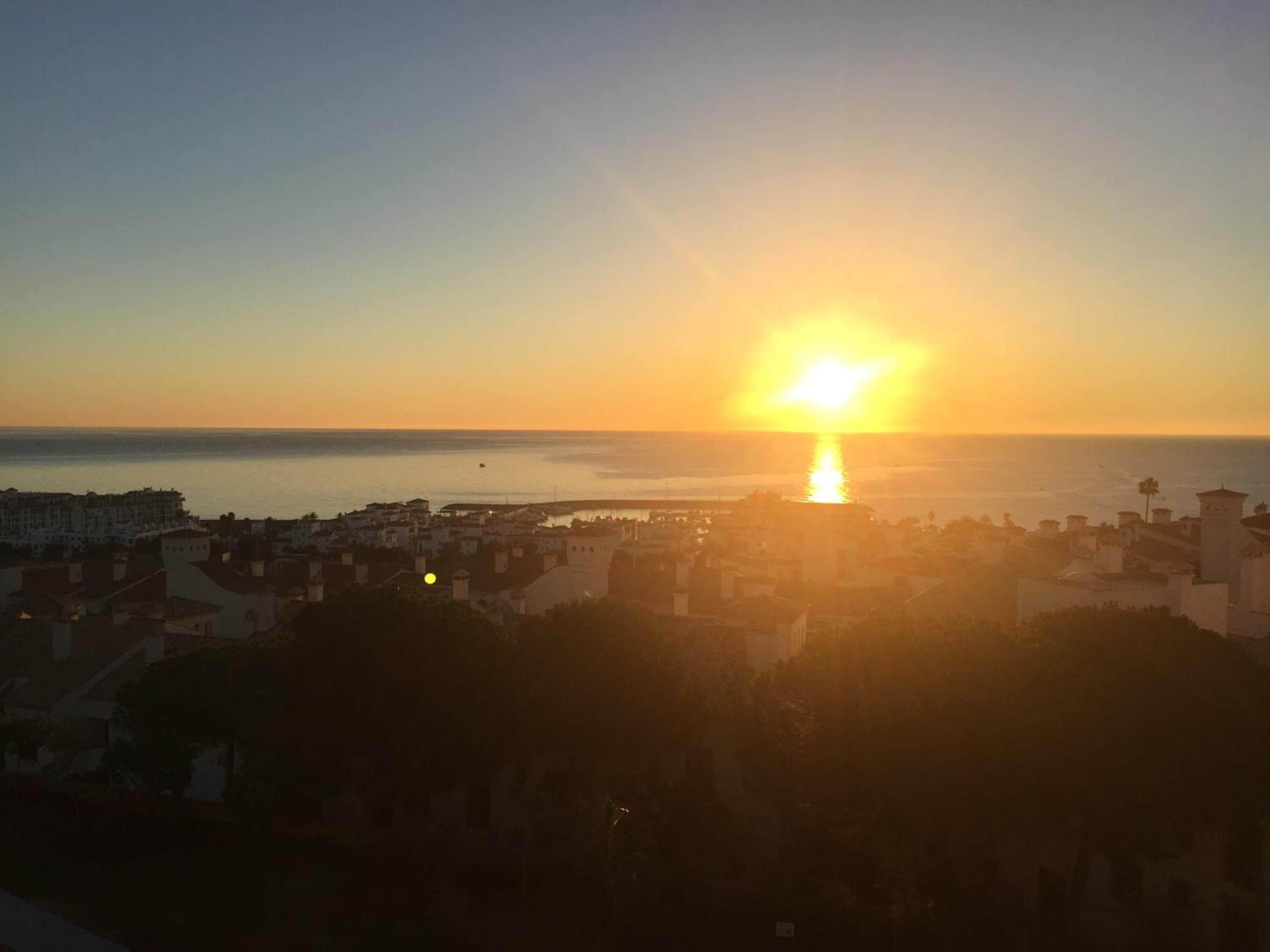 Duquesa suite and golf with a spectacular sea view view 4