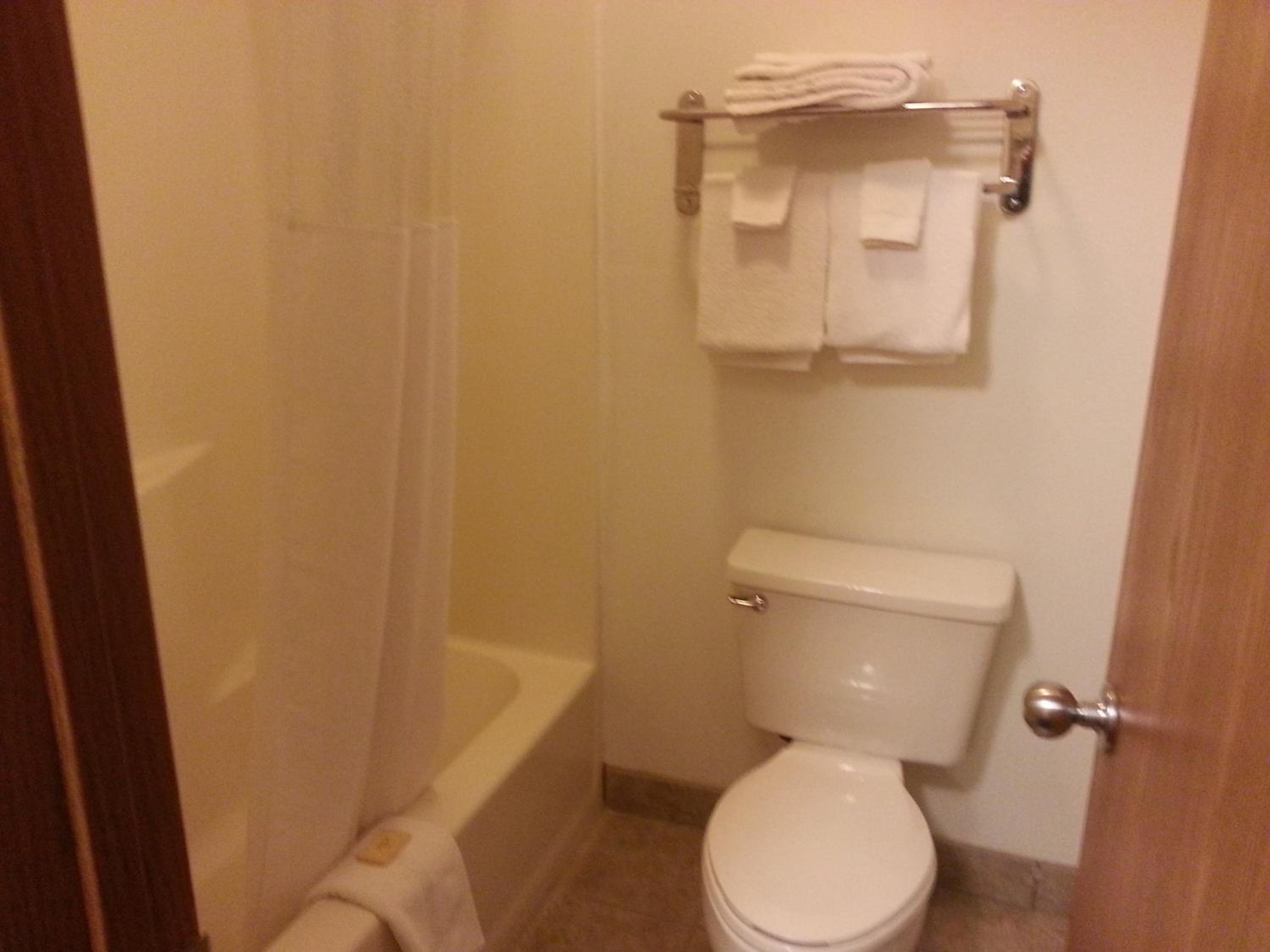 Colby Vacations - Days Inn by Wyndham Colby - Property Image 10
