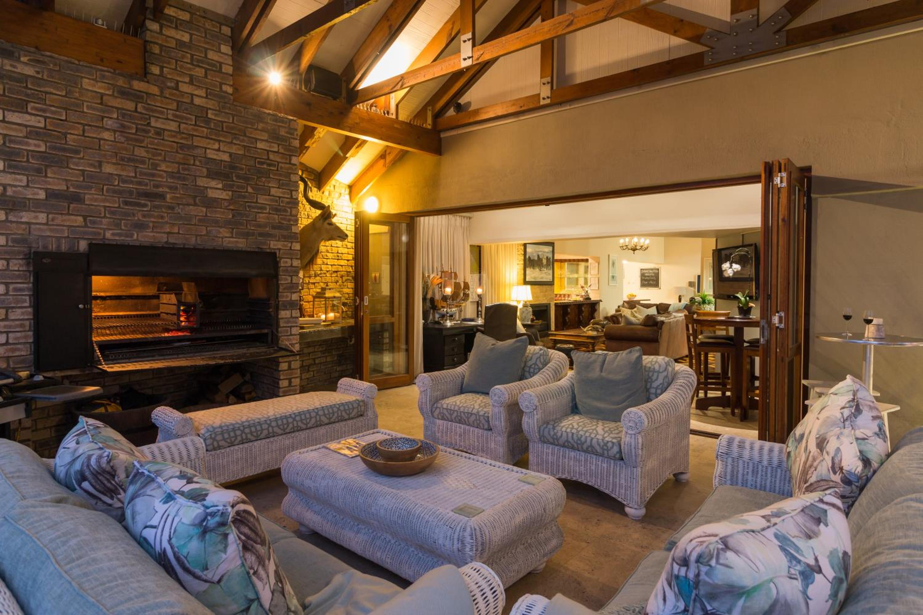 Island Way Villa