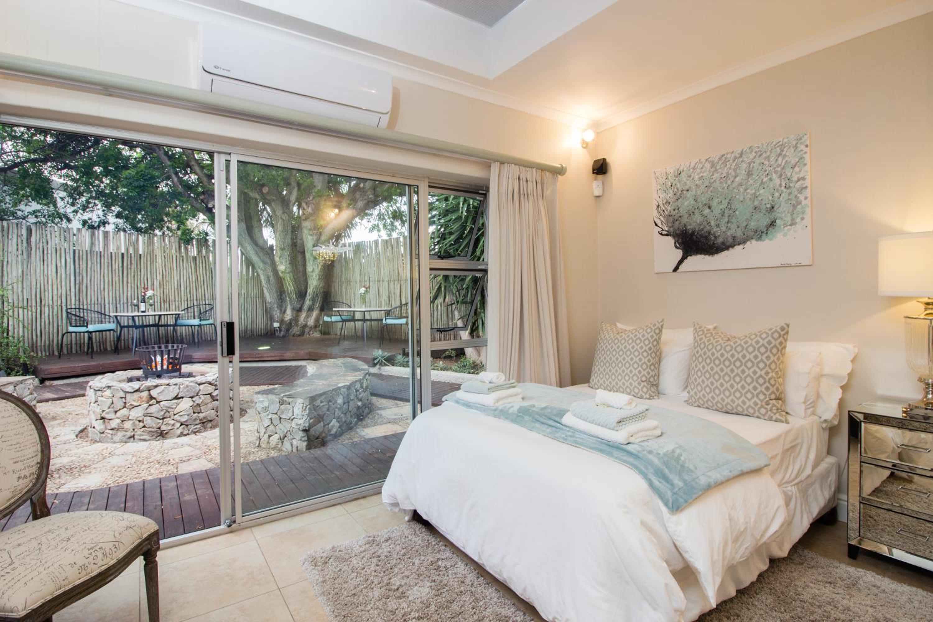 Island Way Villa
