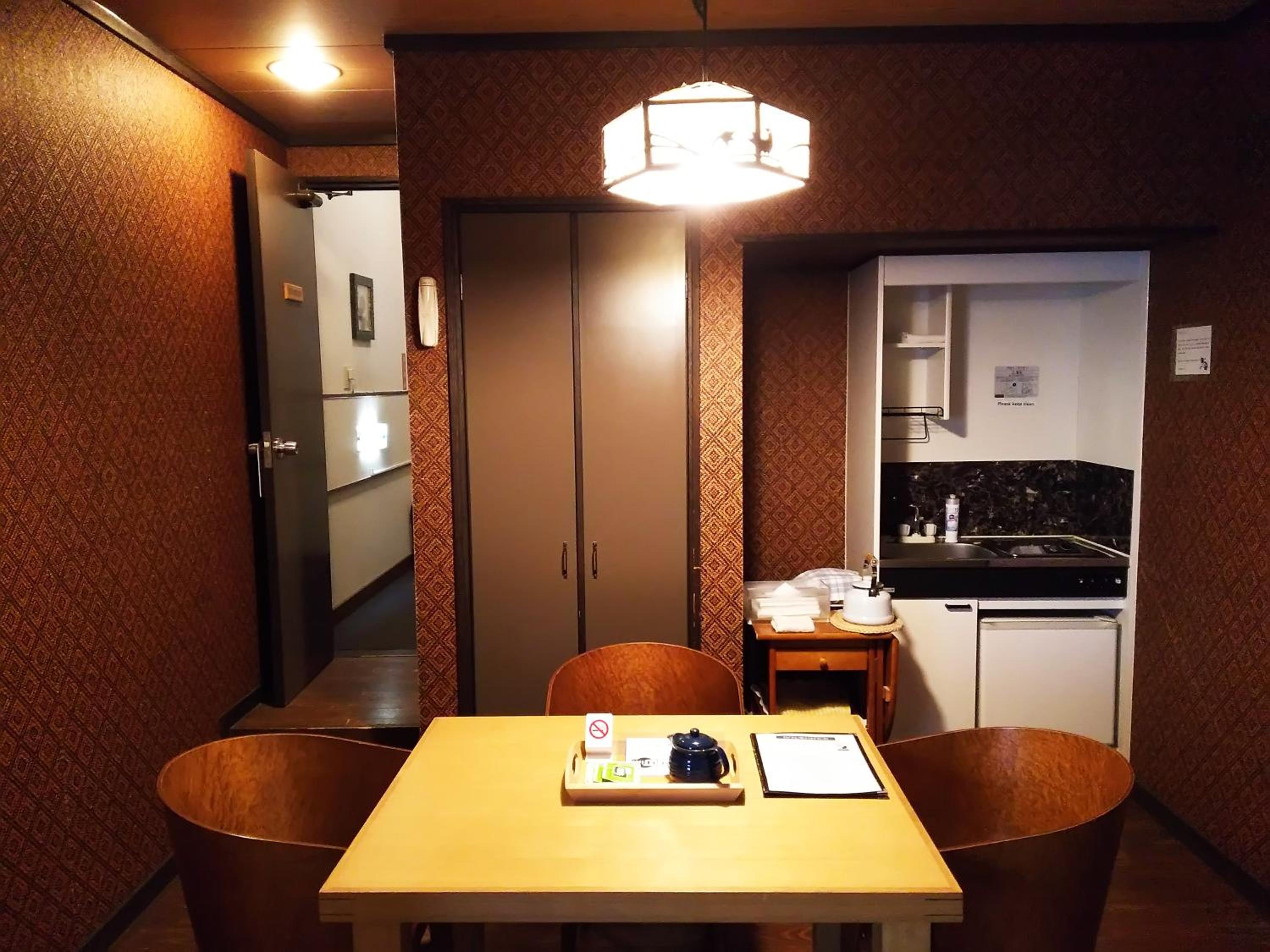 Rickshaw inn