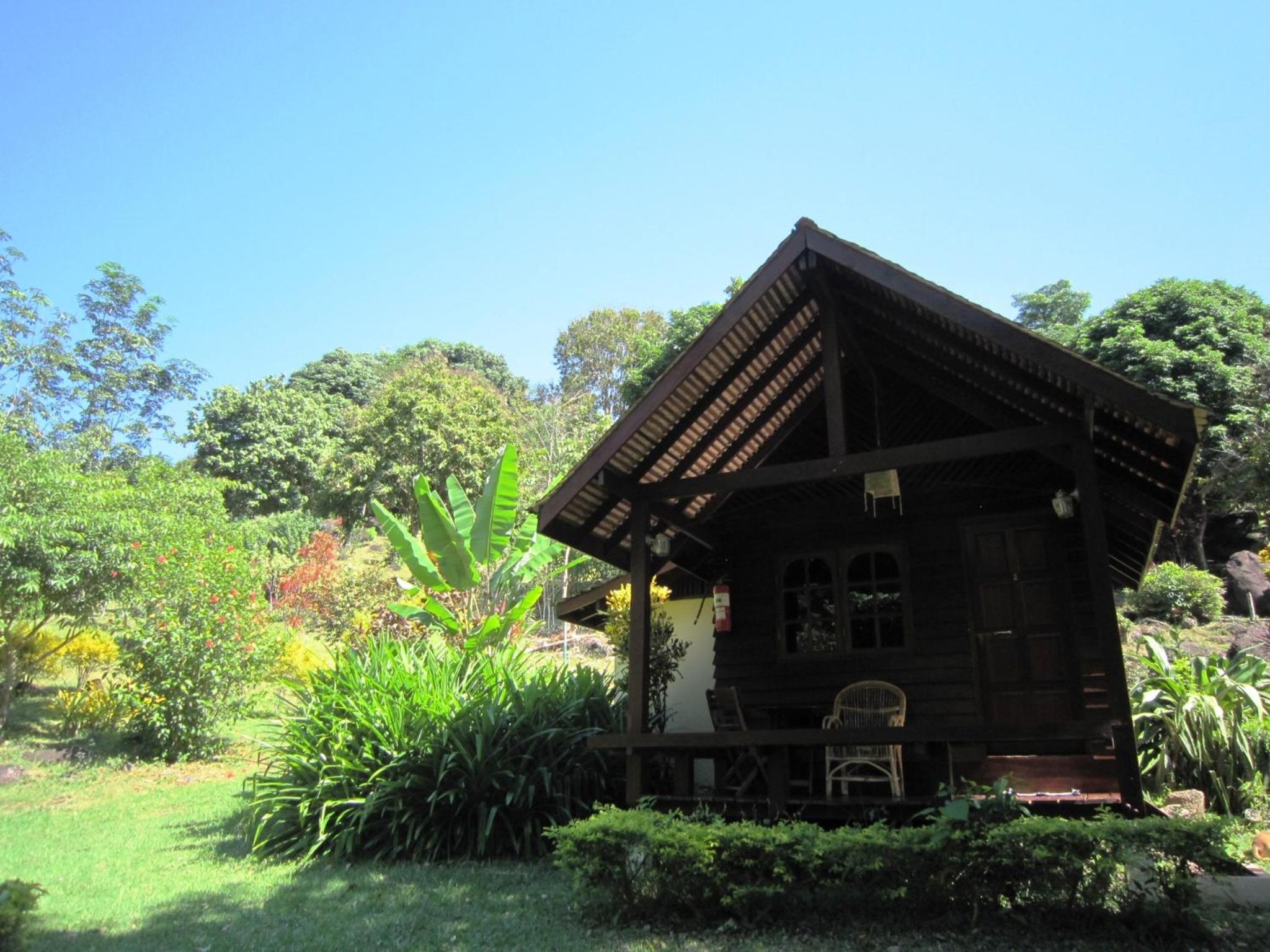 Phanom Bencha Mountain Resort