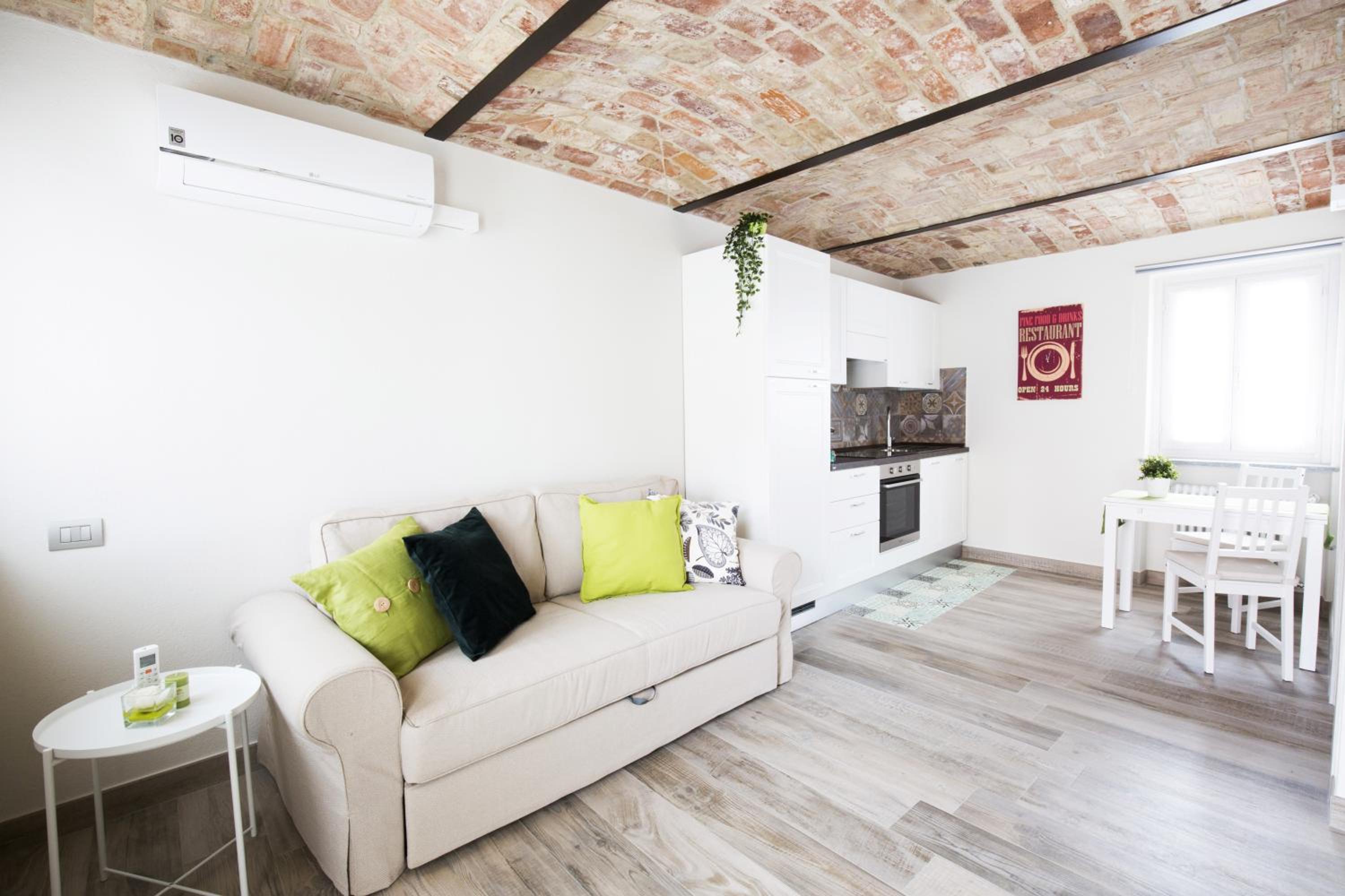 Roero Suite