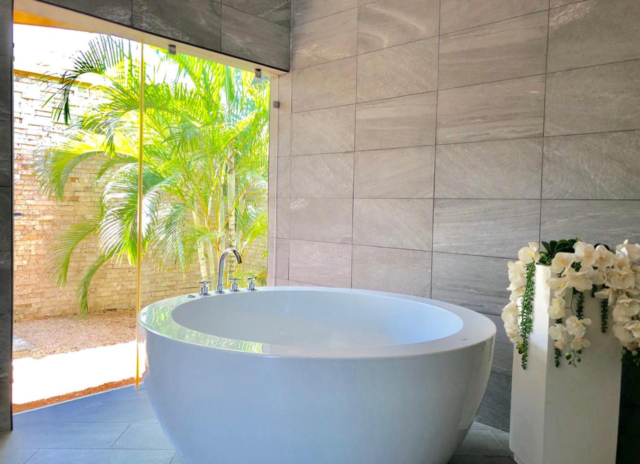 Grand Amber Villa view 3