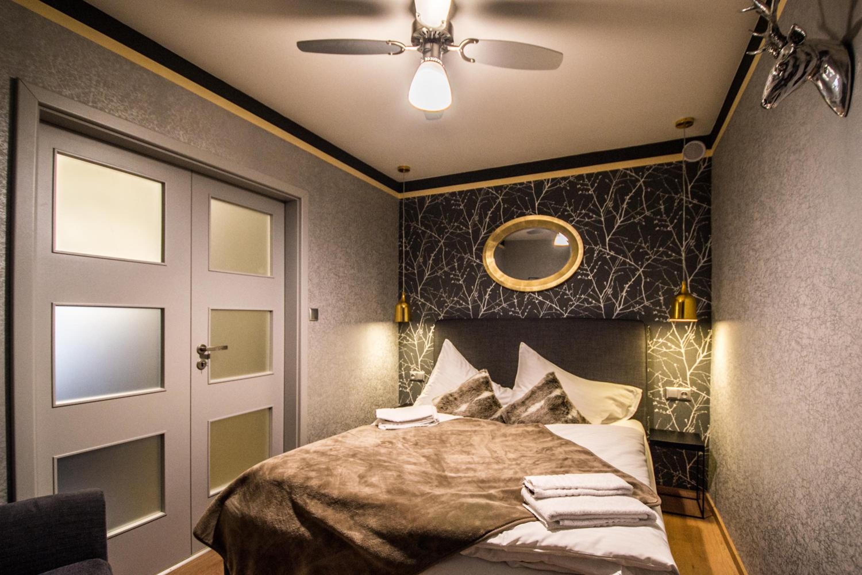 Unique Apartments 250m from the Charles Bridge
