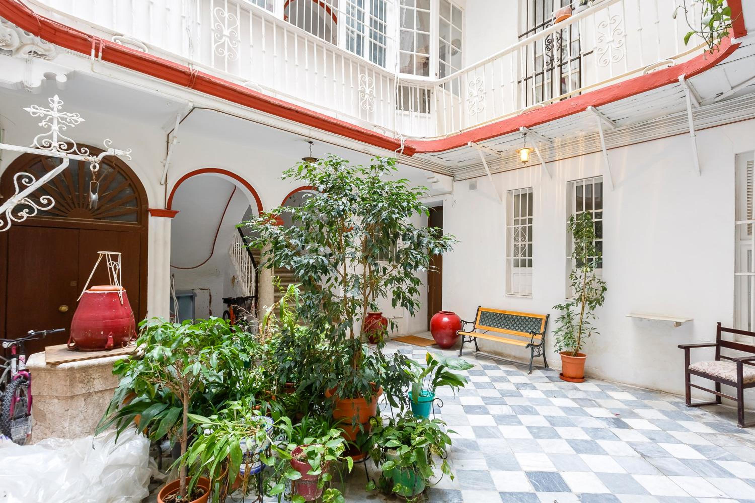 La Herencia del REGIDOR by Cadiz4Rentals