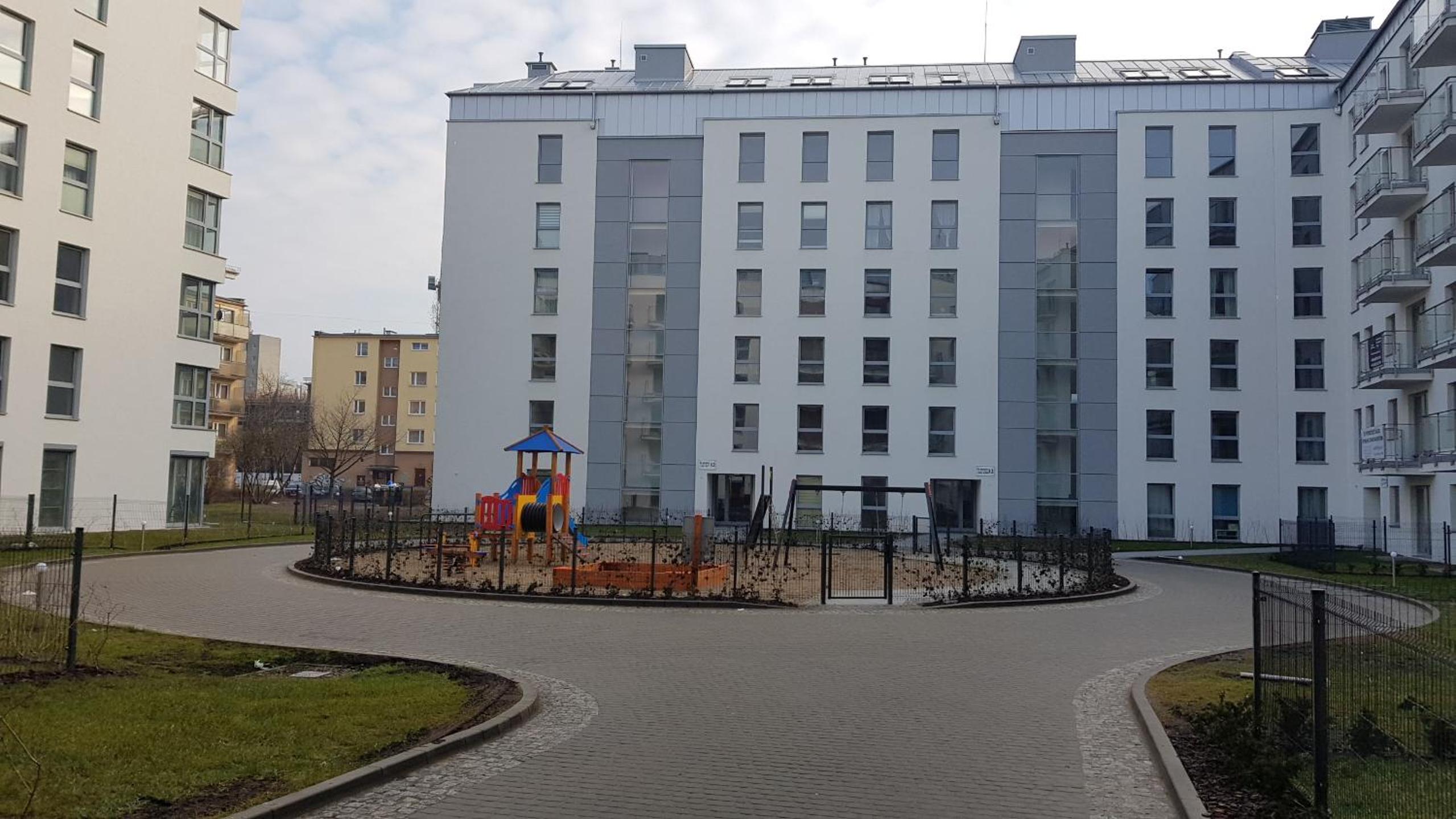 Apartment 100m from old town and marina view 2