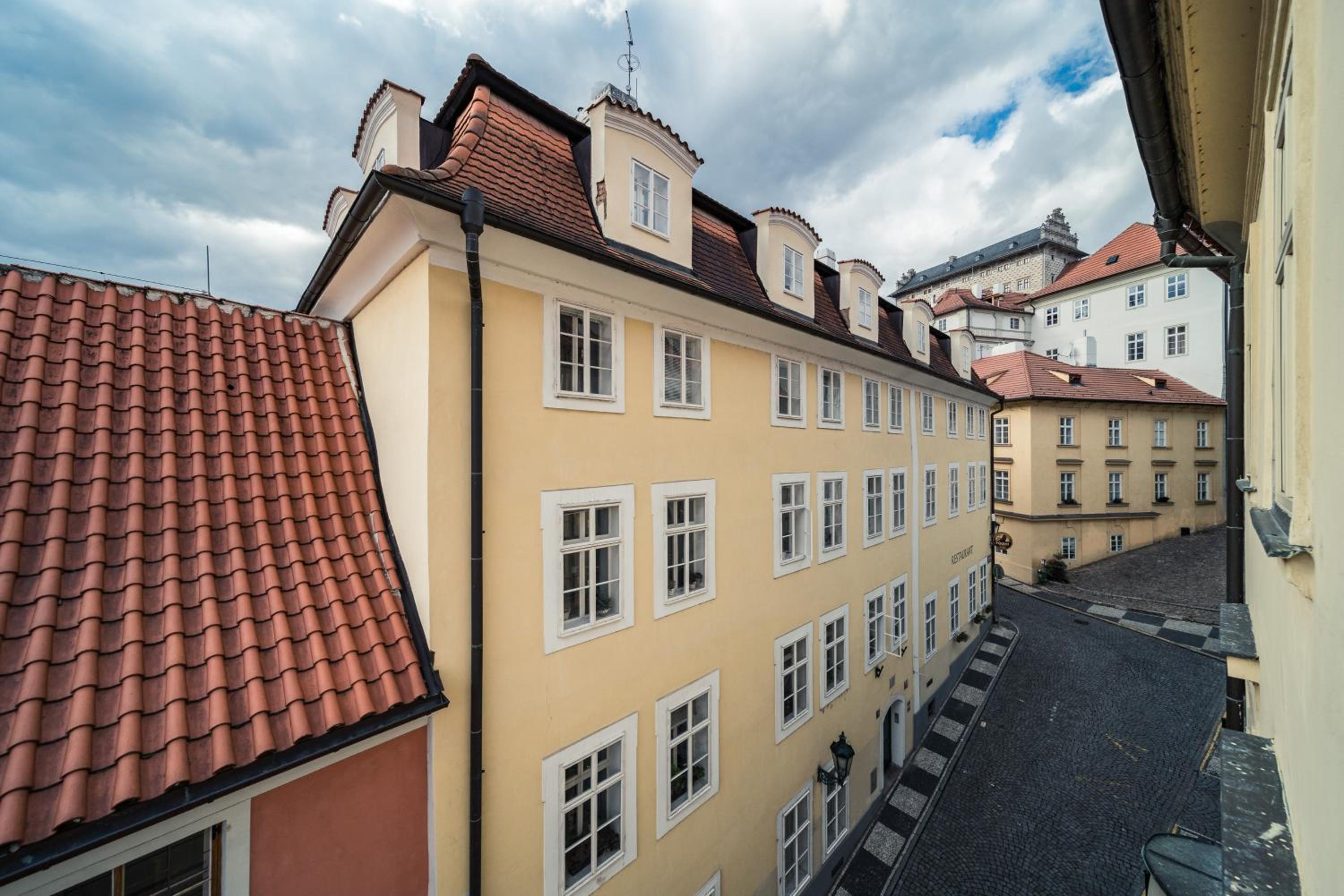 St. George Apartments